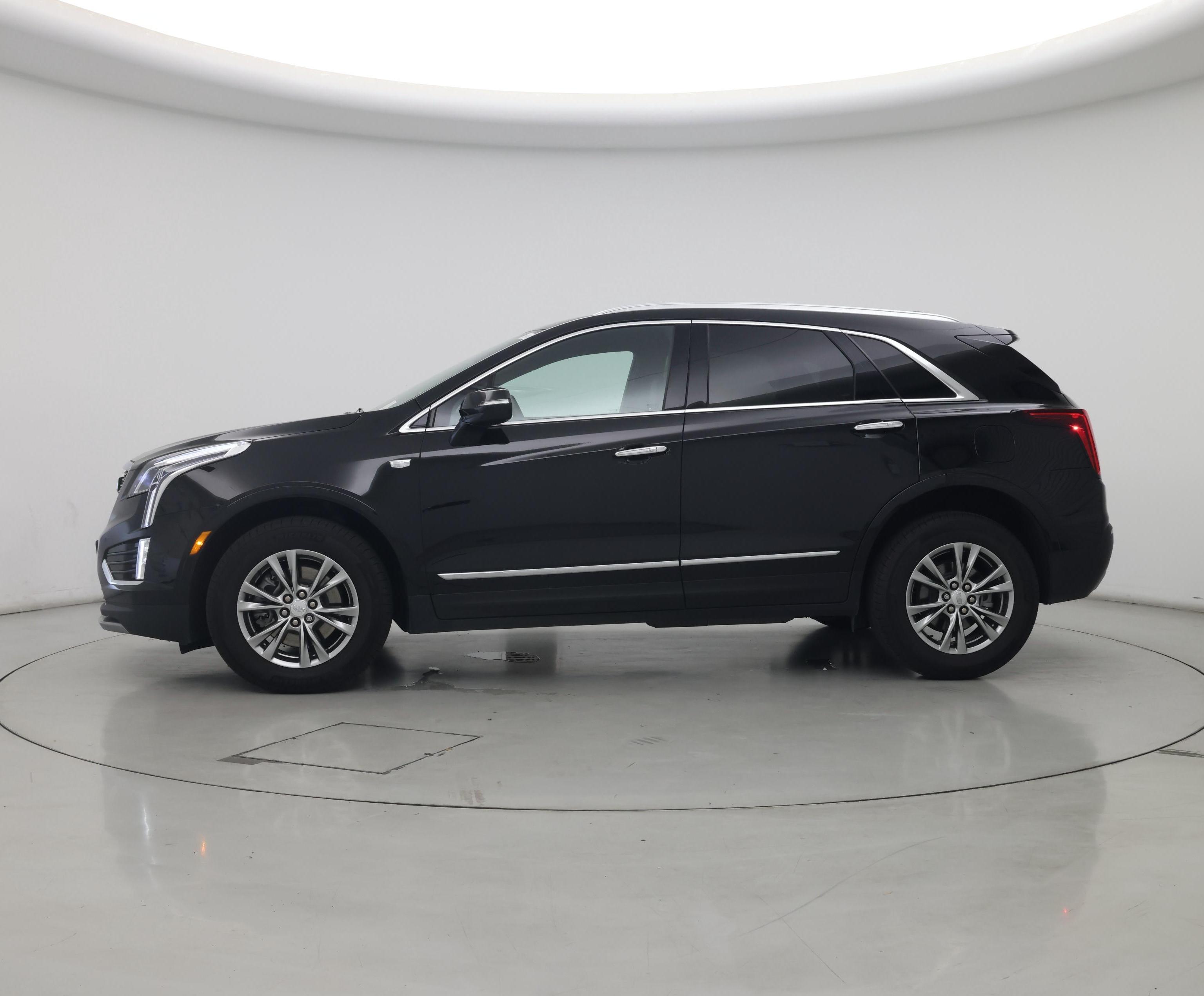 Thumbnail: 2022 Cadillac XT5 - 3
