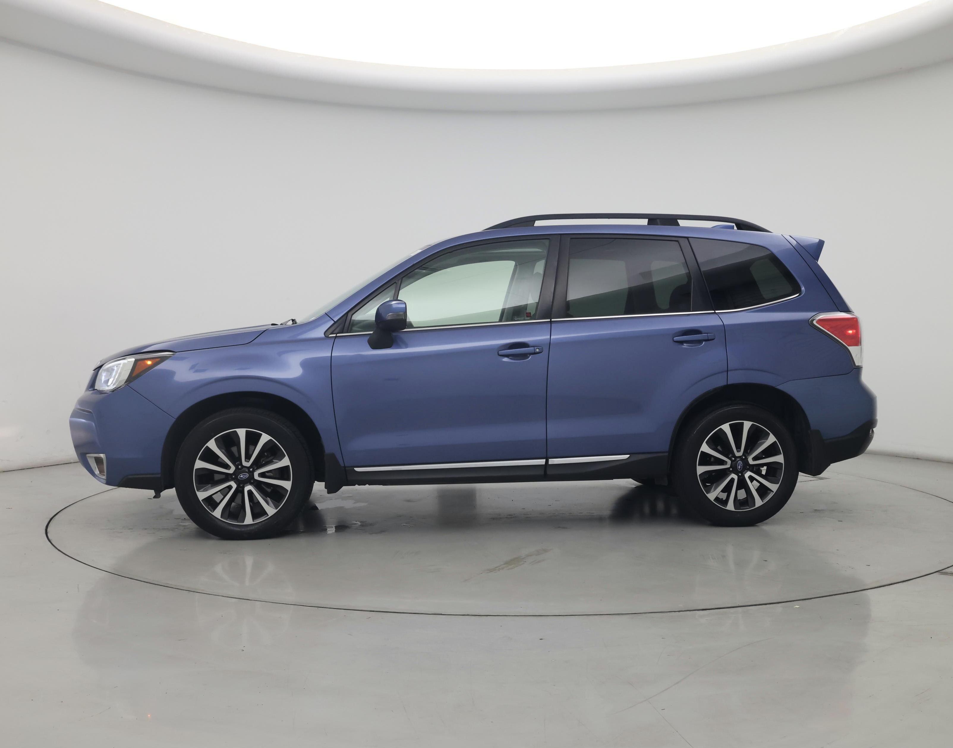 Thumbnail: 2017 Subaru Forester - 3