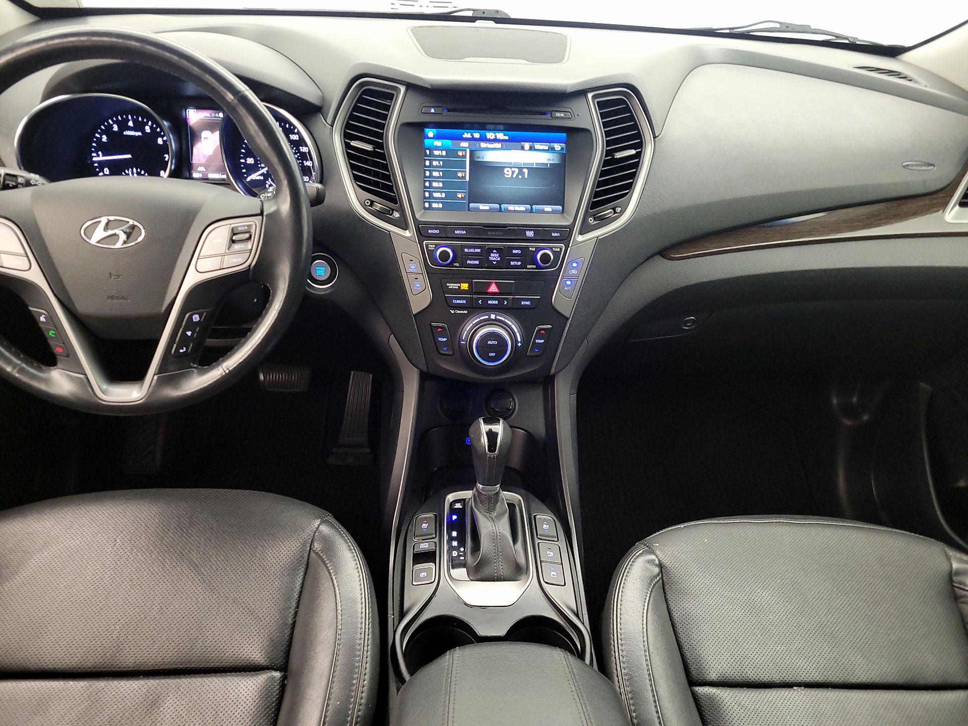 Thumbnail: 2017 Hyundai Santa Fe - 9