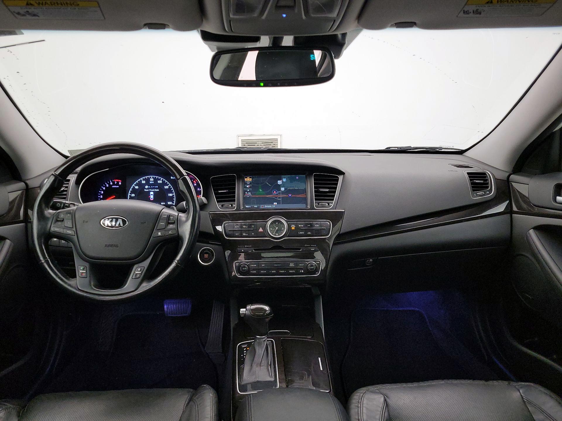 Thumbnail: 2016 Kia Cadenza - 9
