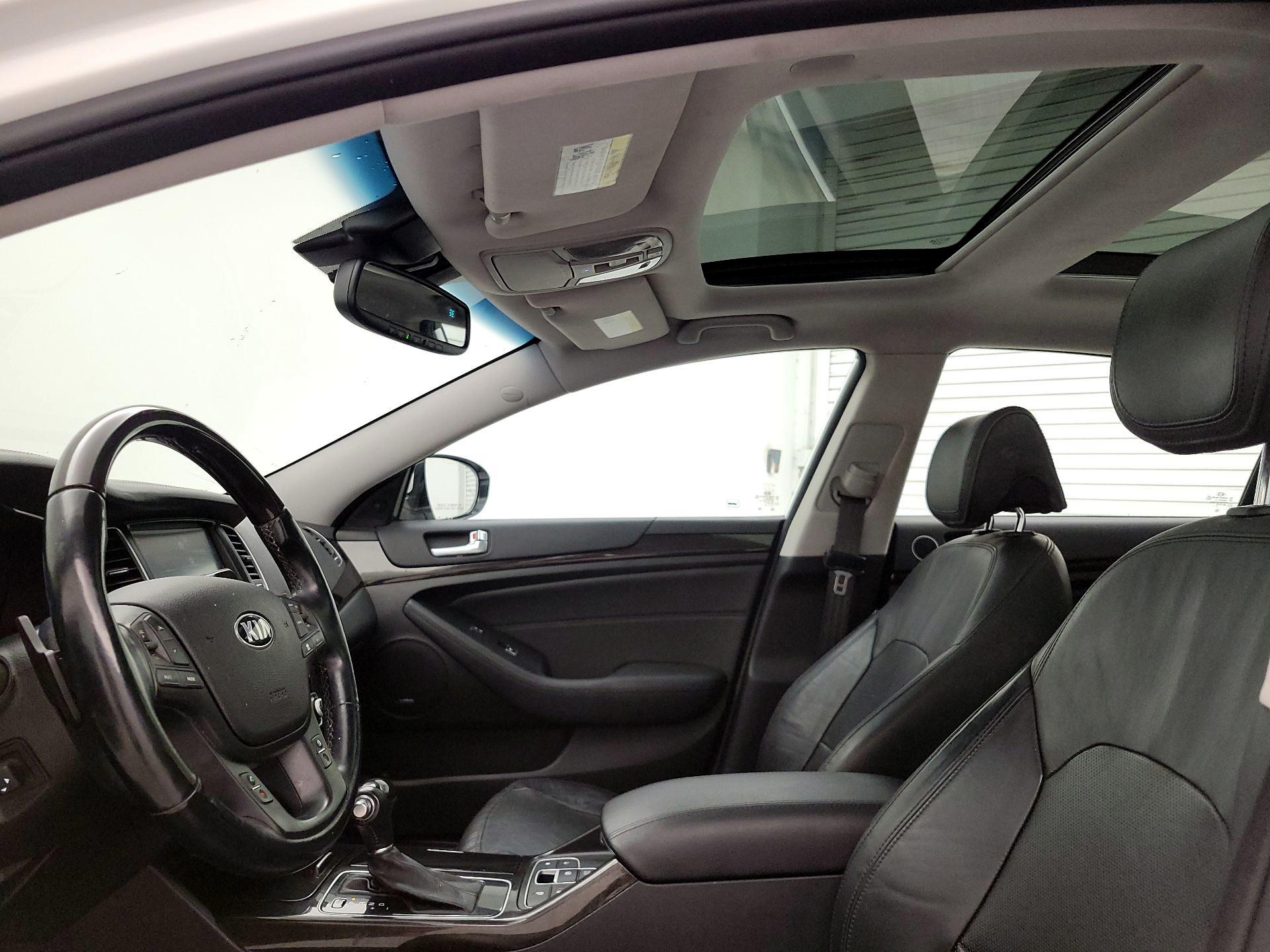 Thumbnail: 2016 Kia Cadenza - 20