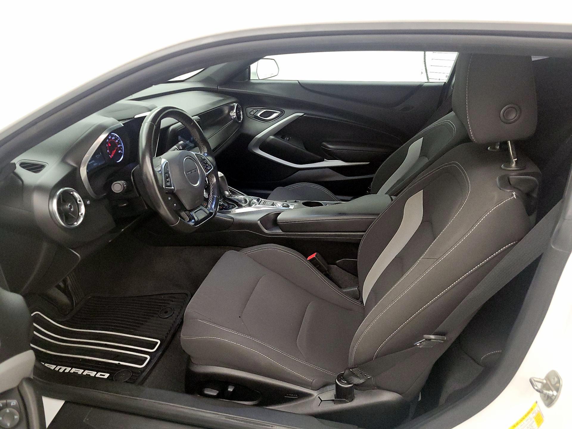 Thumbnail: 2018 Chevrolet Camaro - 11