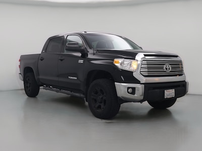Black 2017 Toyota Tundra SR5