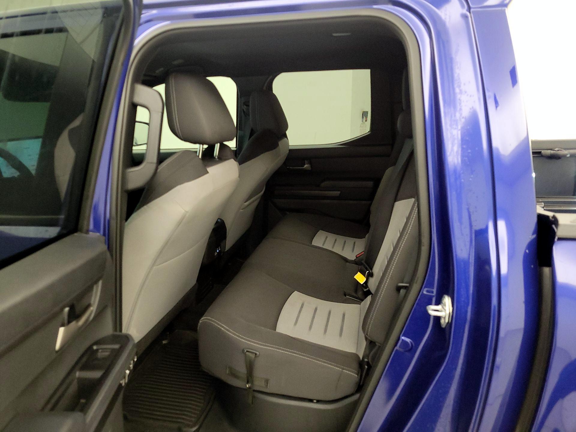 Thumbnail: 2024 Toyota Tacoma - 19
