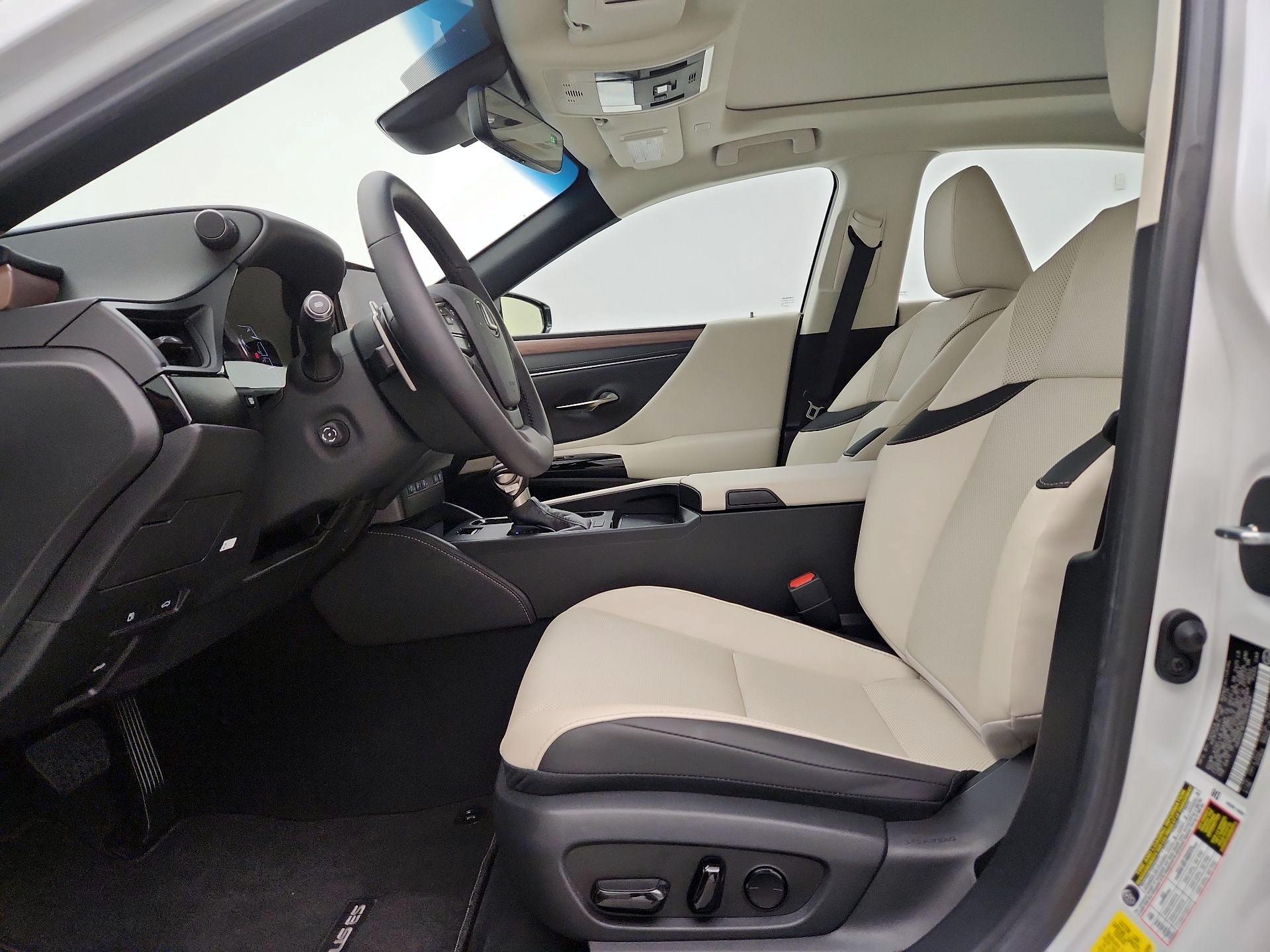 Thumbnail: 2025 Lexus ES - 11