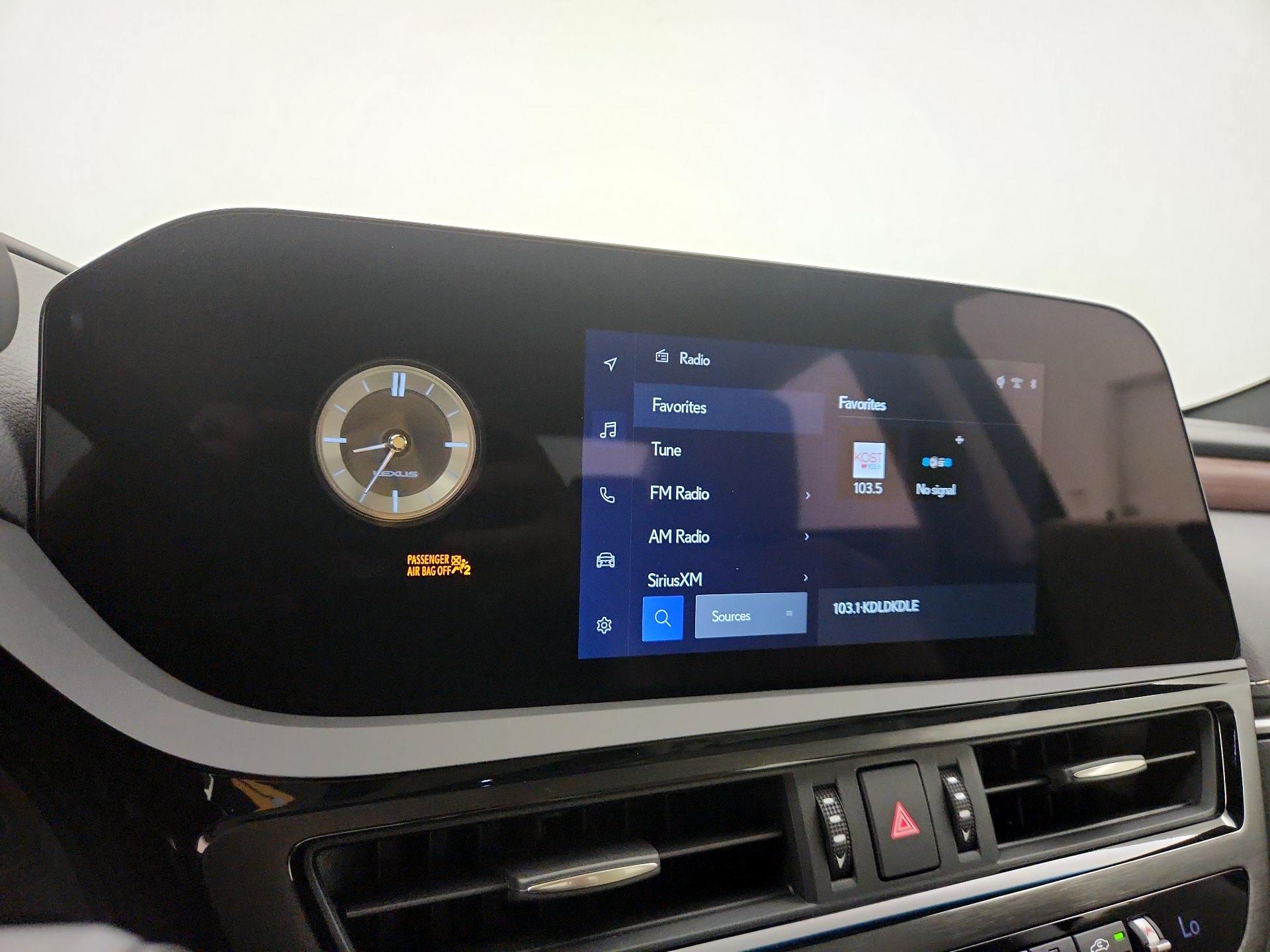Thumbnail: 2025 Lexus ES - 15