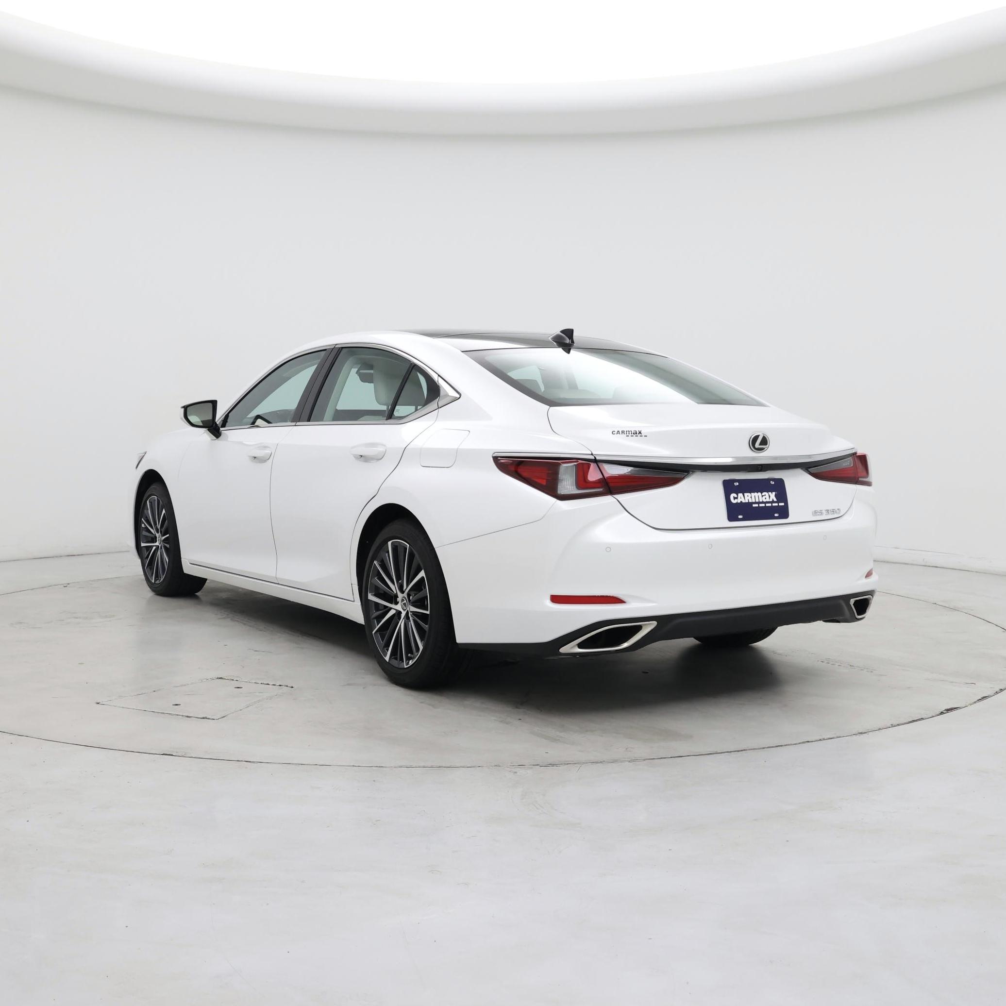 Thumbnail: 2025 Lexus ES - 2