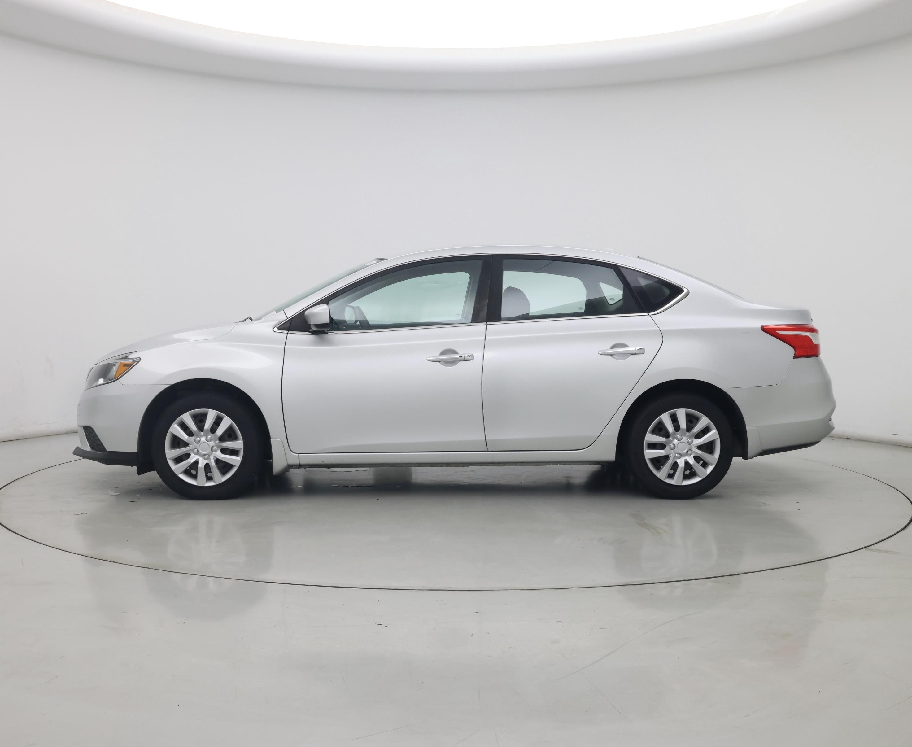 Thumbnail: 2017 Nissan Sentra - 3