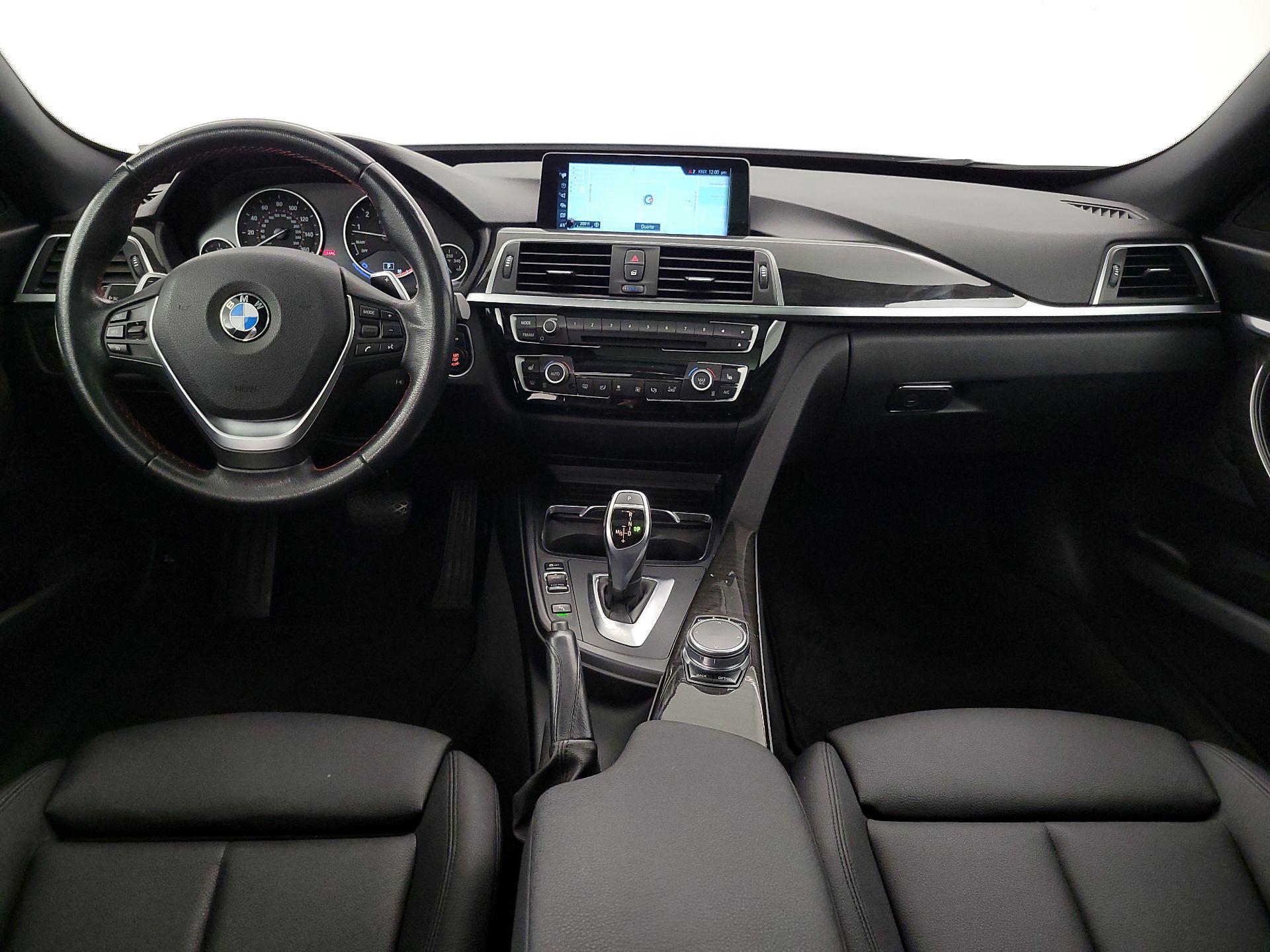 Thumbnail: 2017 BMW 3 Series - 9