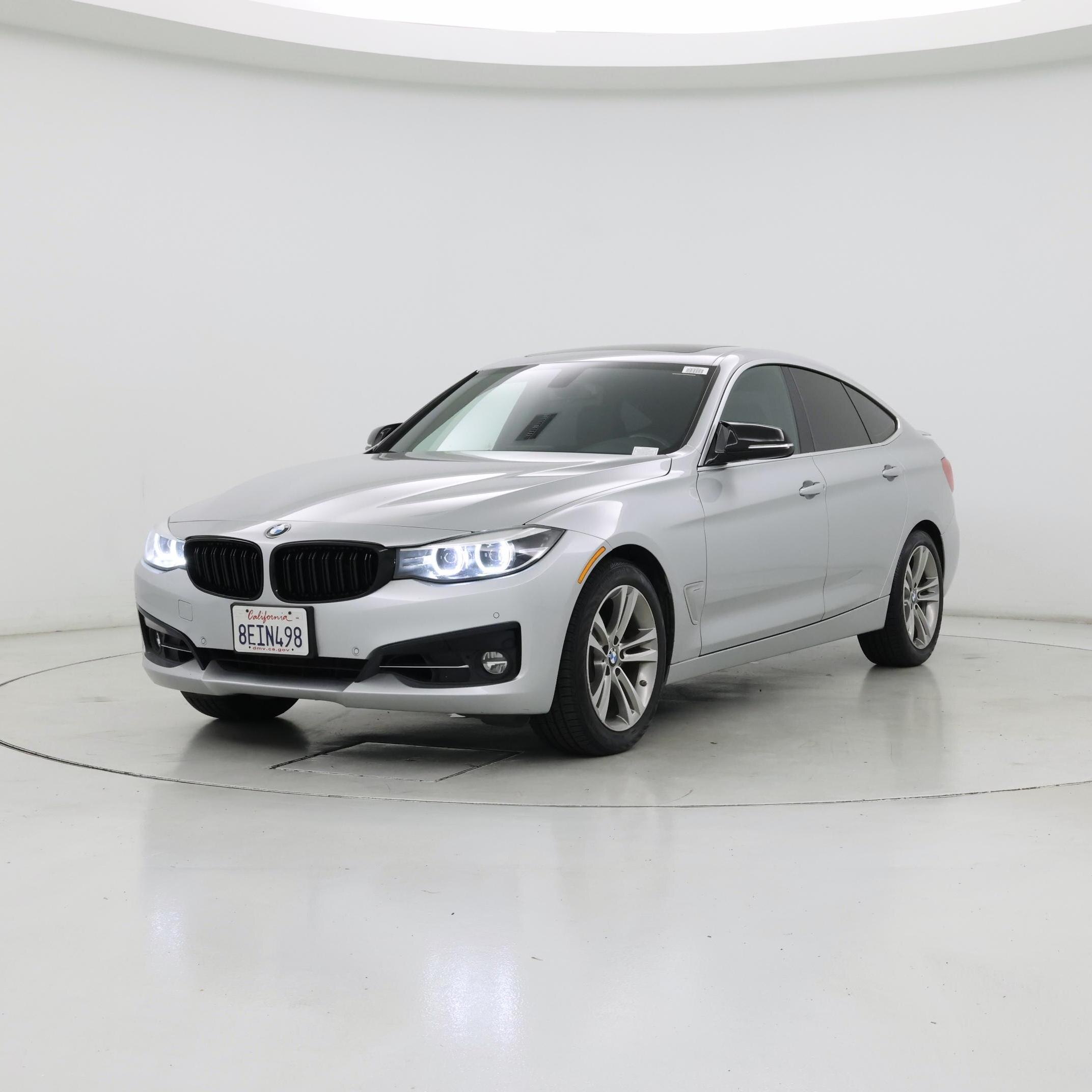 Thumbnail: 2017 BMW 3 Series - 4