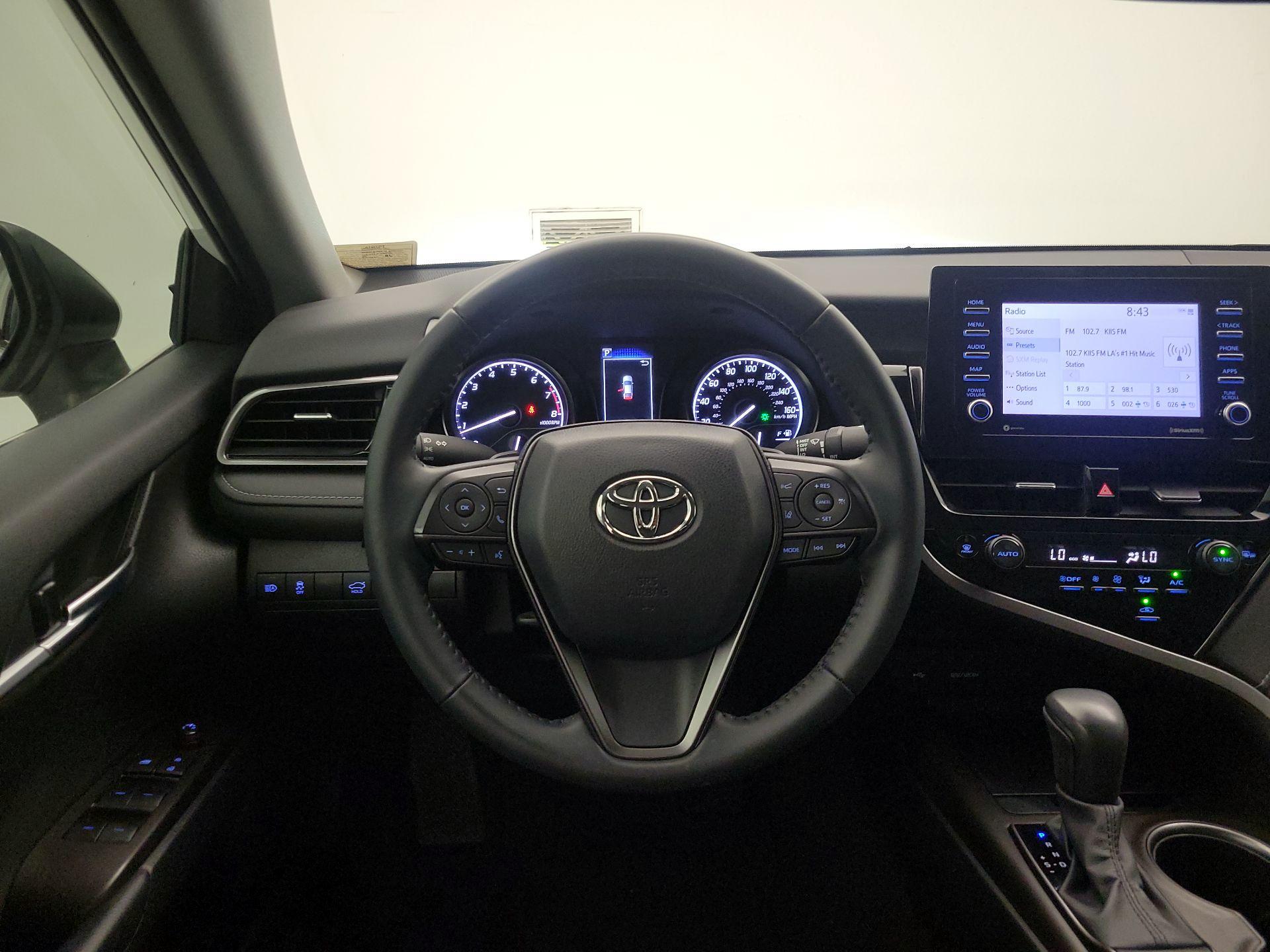 Thumbnail: 2022 Toyota Camry - 10