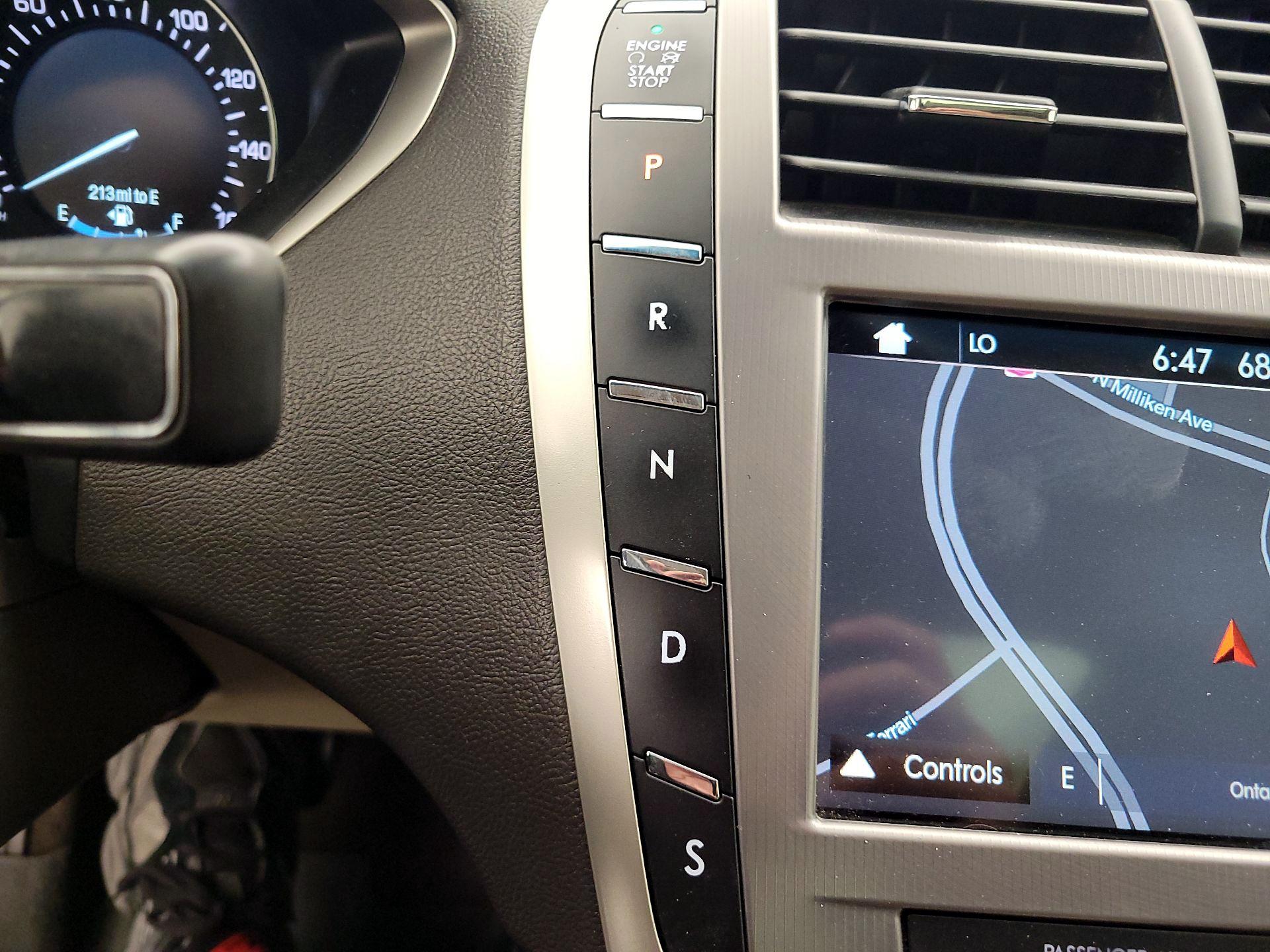 Thumbnail: 2018 Lincoln MKZ - 18