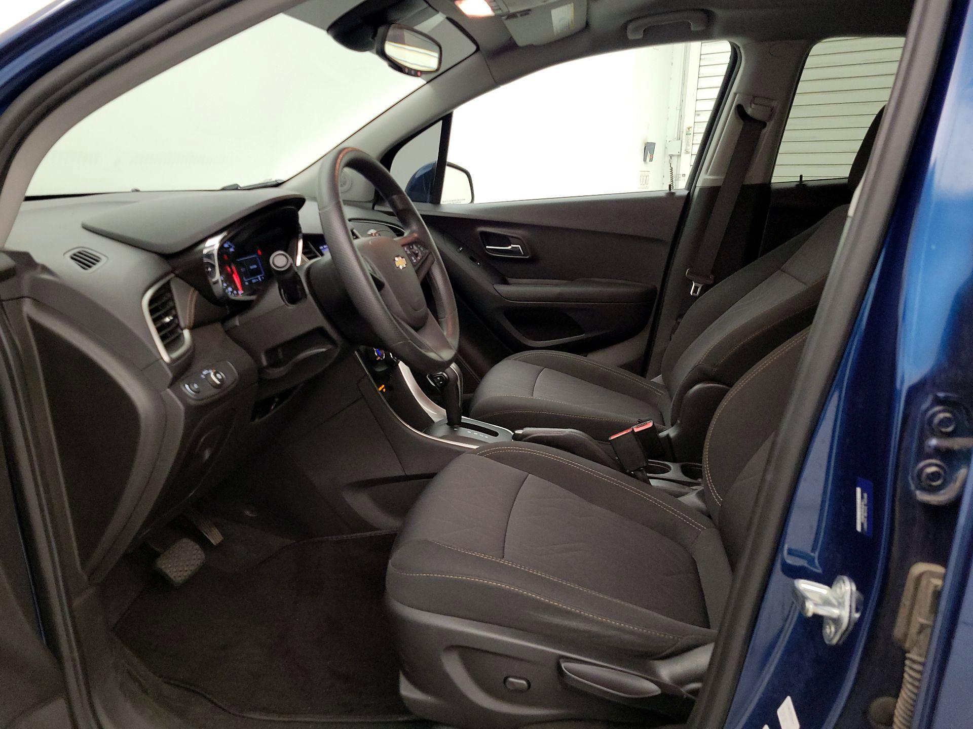 Thumbnail: 2019 Chevrolet Trax - 11