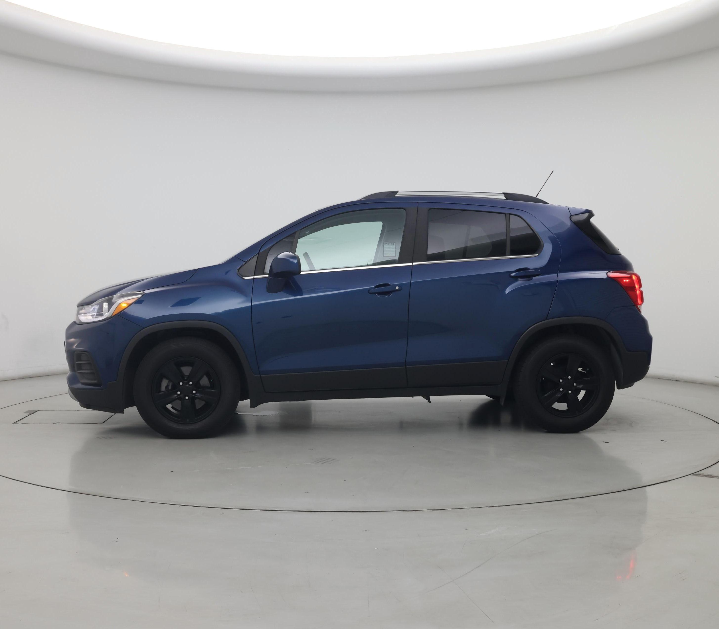 Thumbnail: 2019 Chevrolet Trax - 3