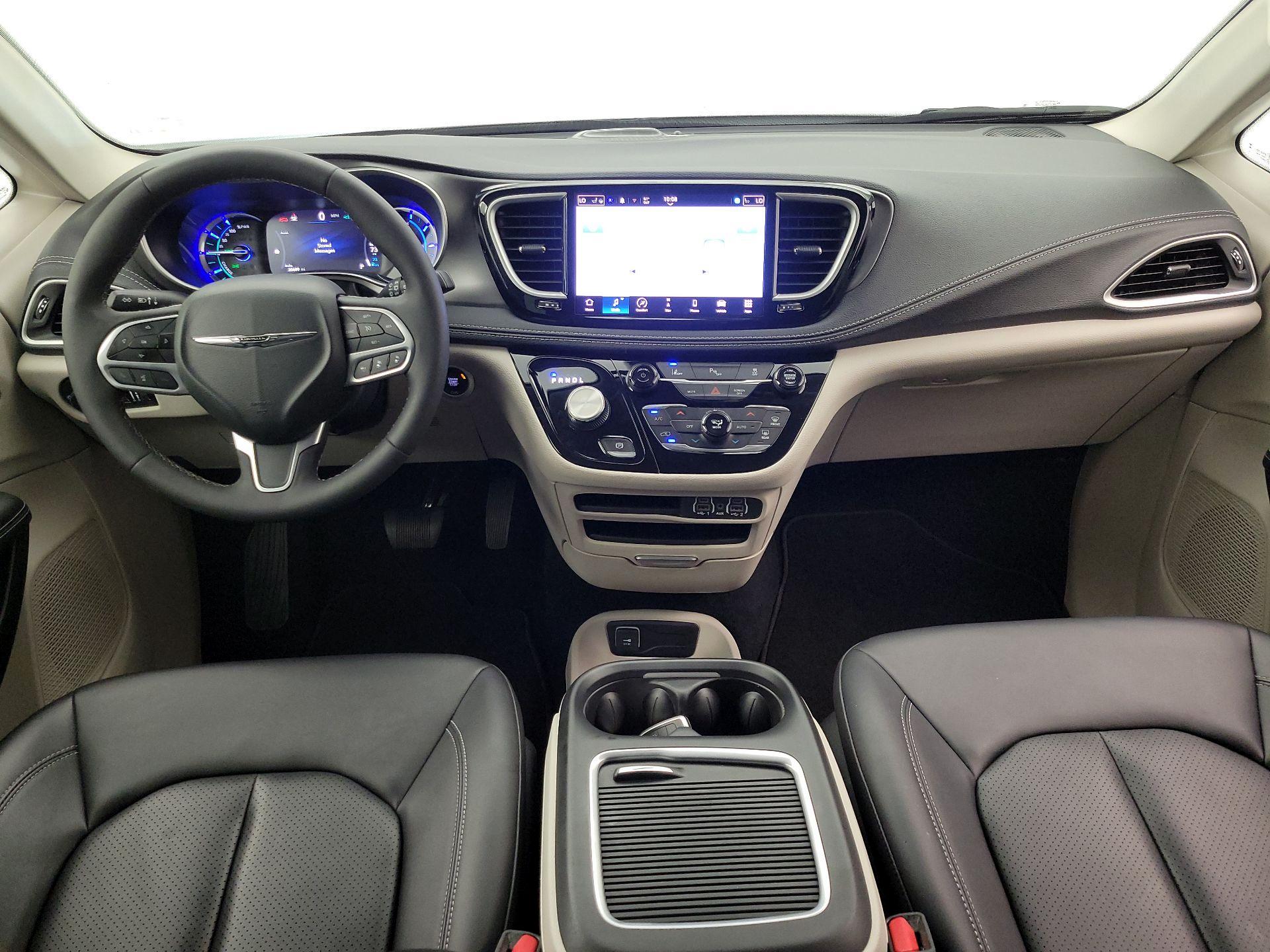 Thumbnail: 2024 Chrysler Pacifica - 9