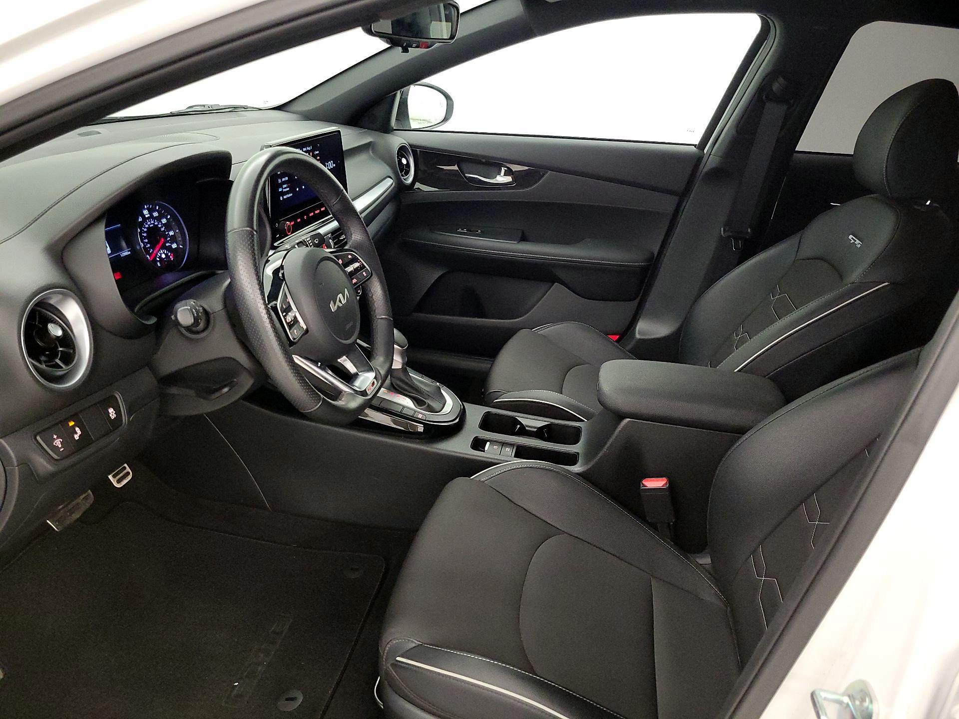 Thumbnail: 2024 Kia Forte - 11
