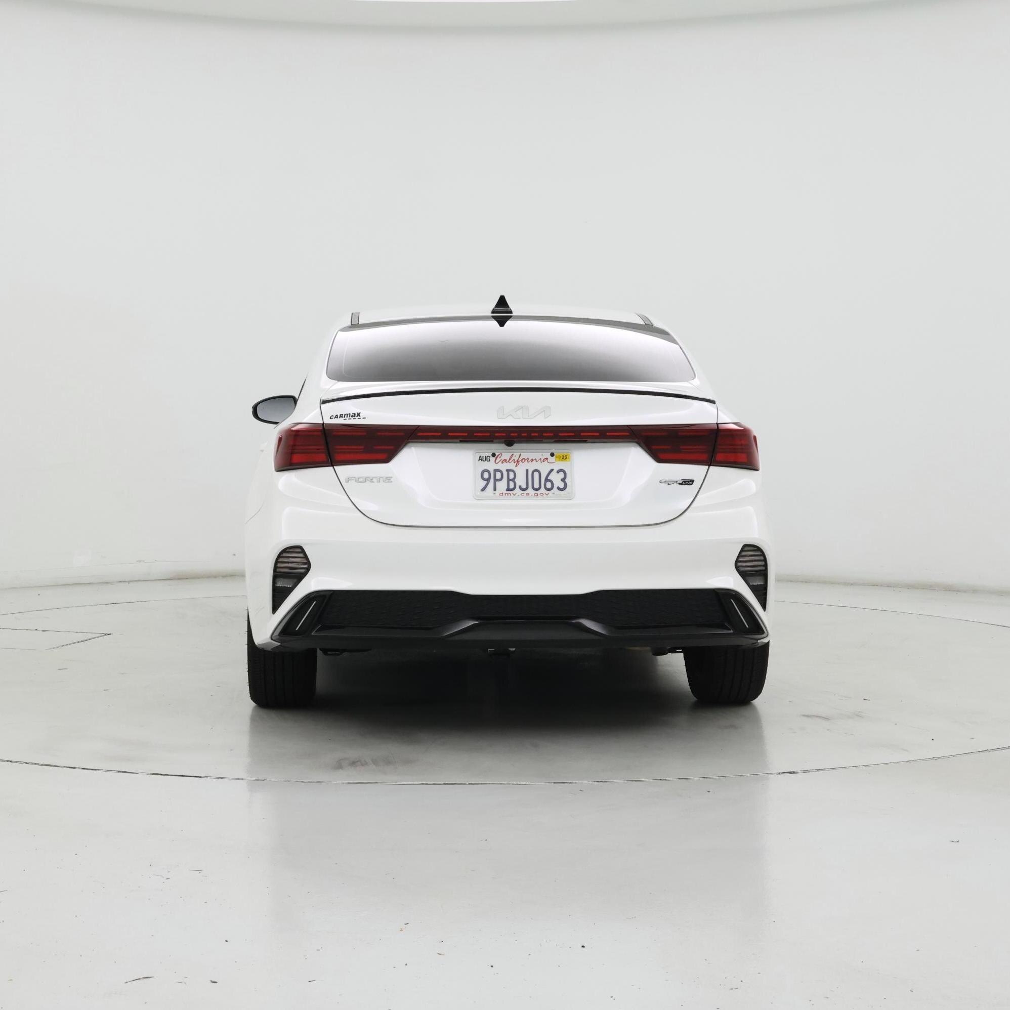Thumbnail: 2024 Kia Forte - 6