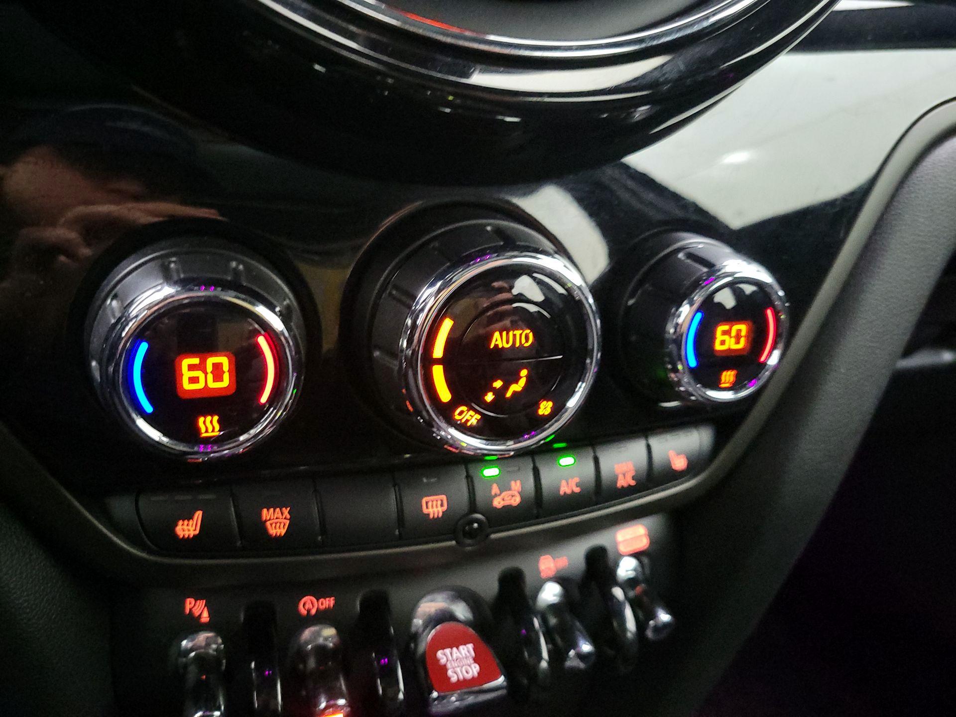 Thumbnail: 2019 MINI Cooper Countryman - 17