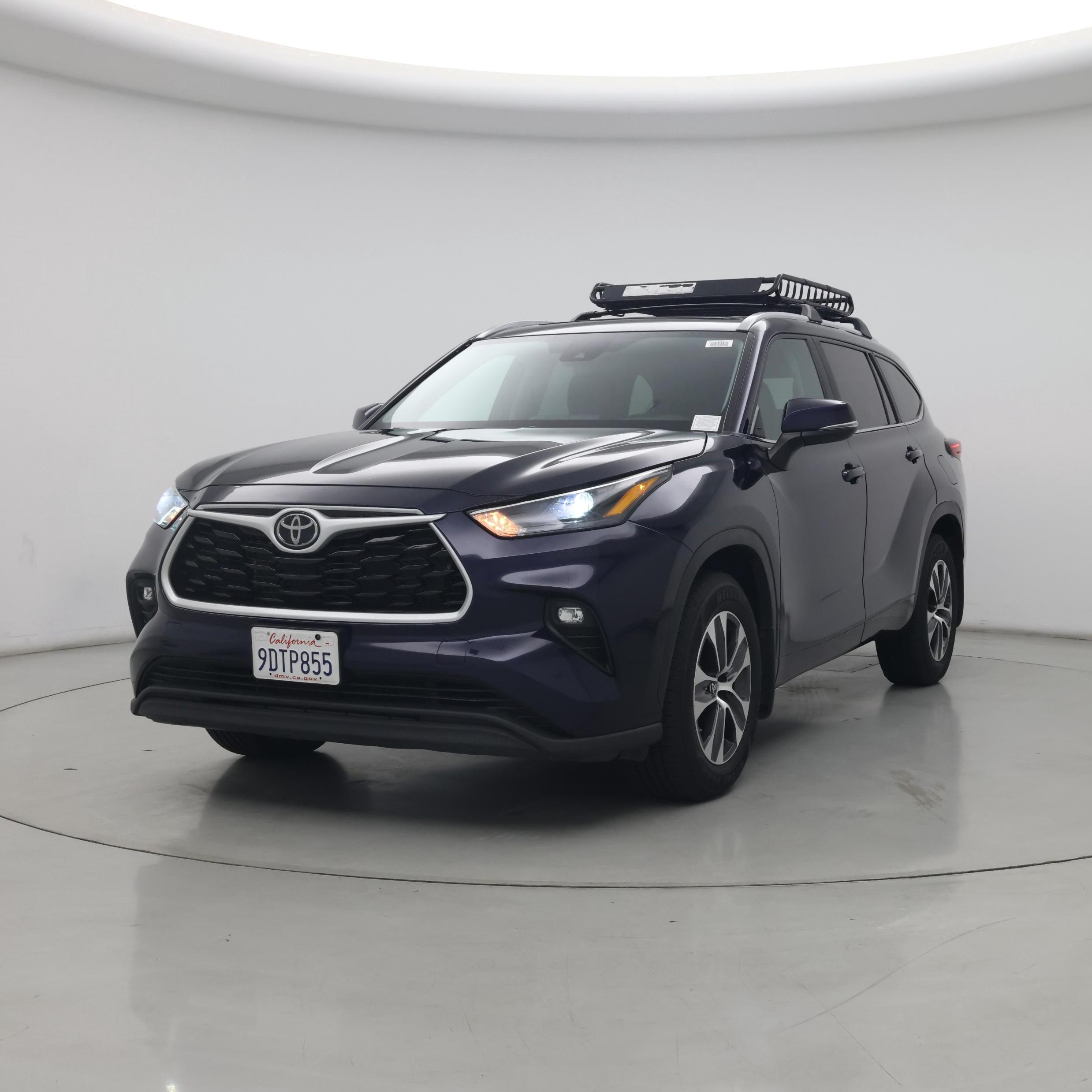 Thumbnail: 2023 Toyota Highlander - 4