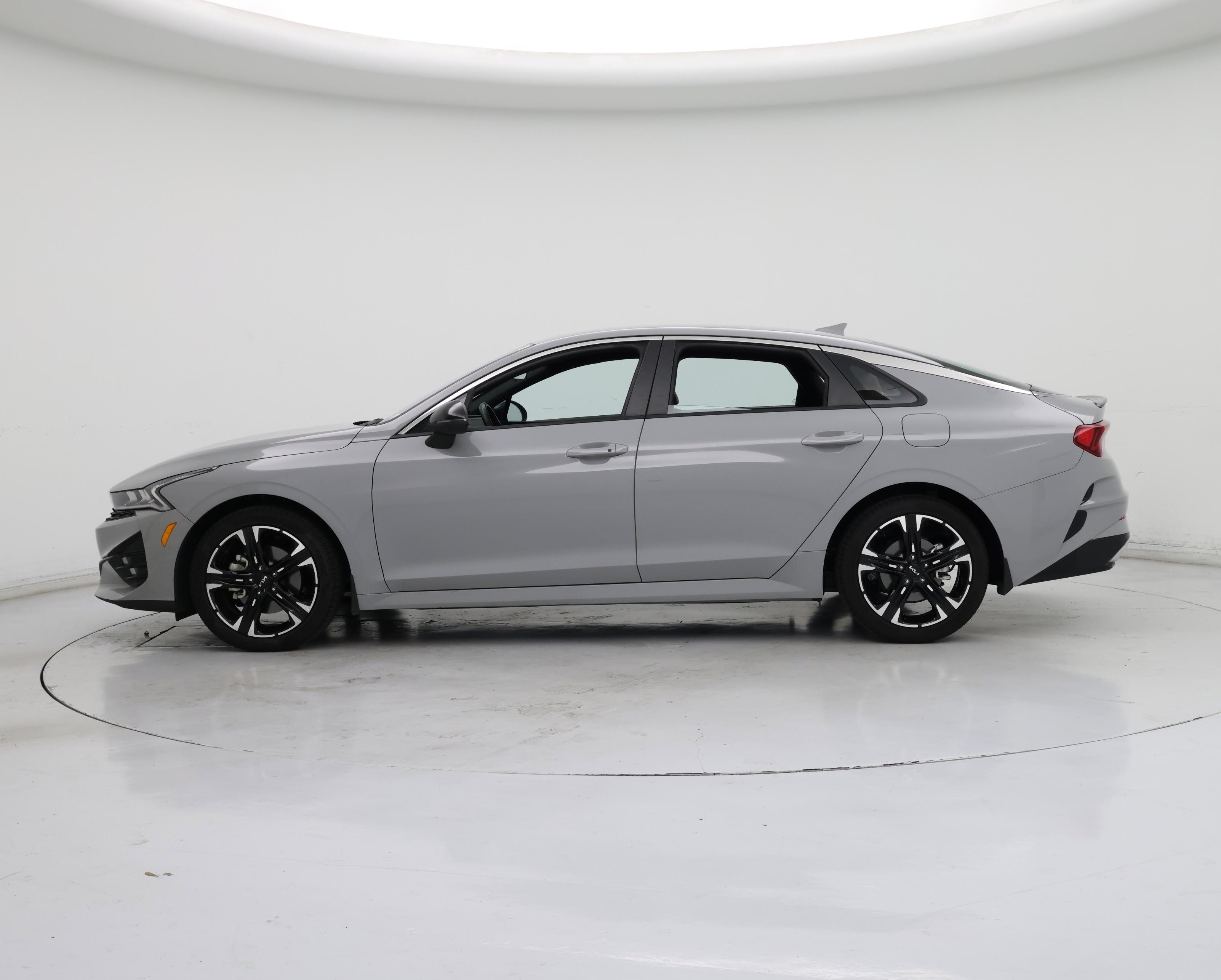 Thumbnail: 2023 Kia K5 - 3
