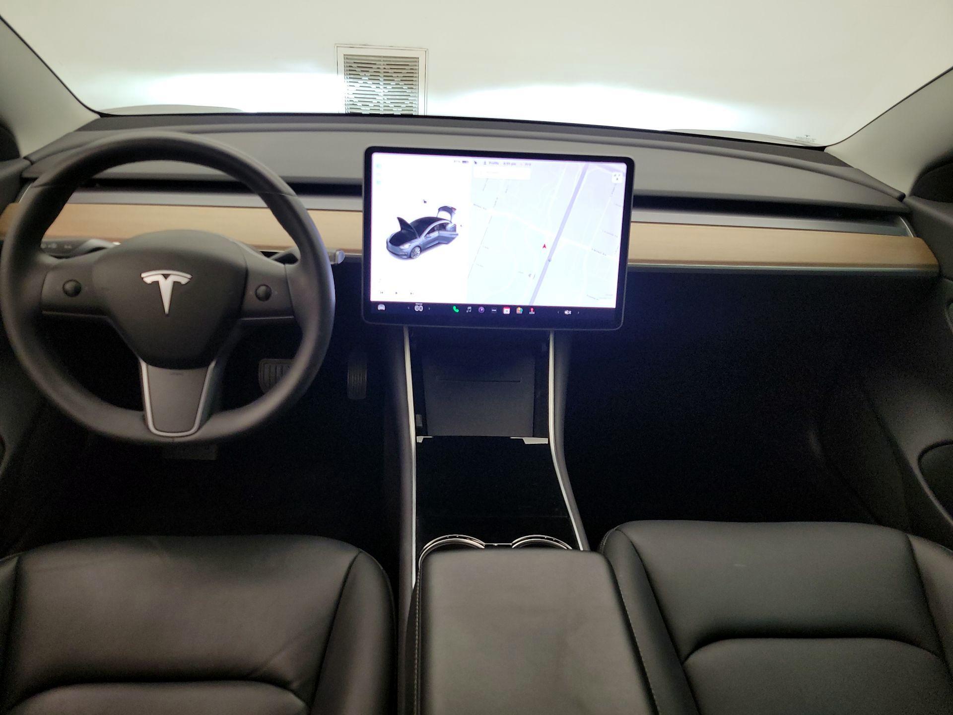 Thumbnail: 2019 Tesla Model 3 - 9