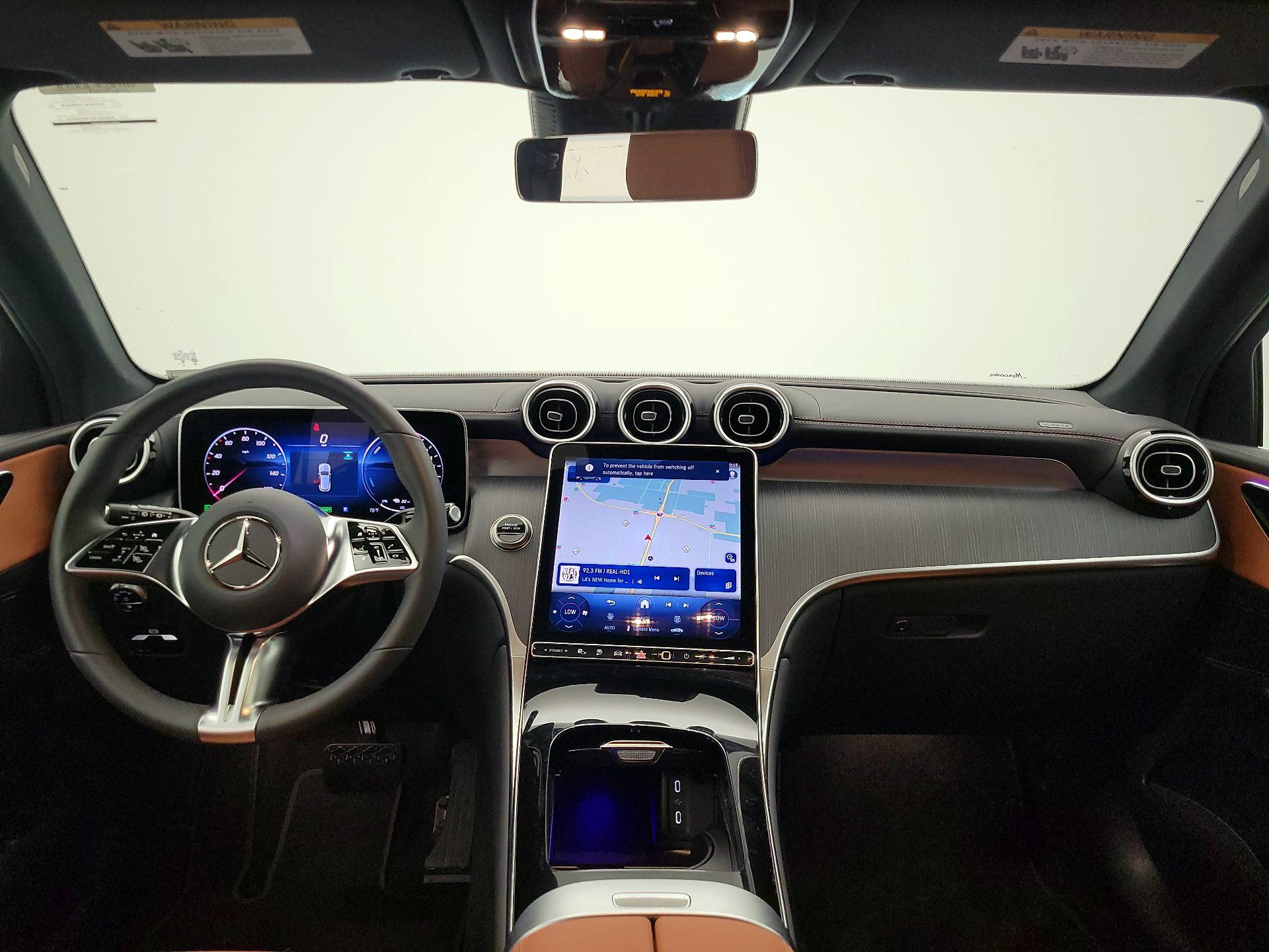 Thumbnail: 2025 Mercedes-Benz GLC - 9