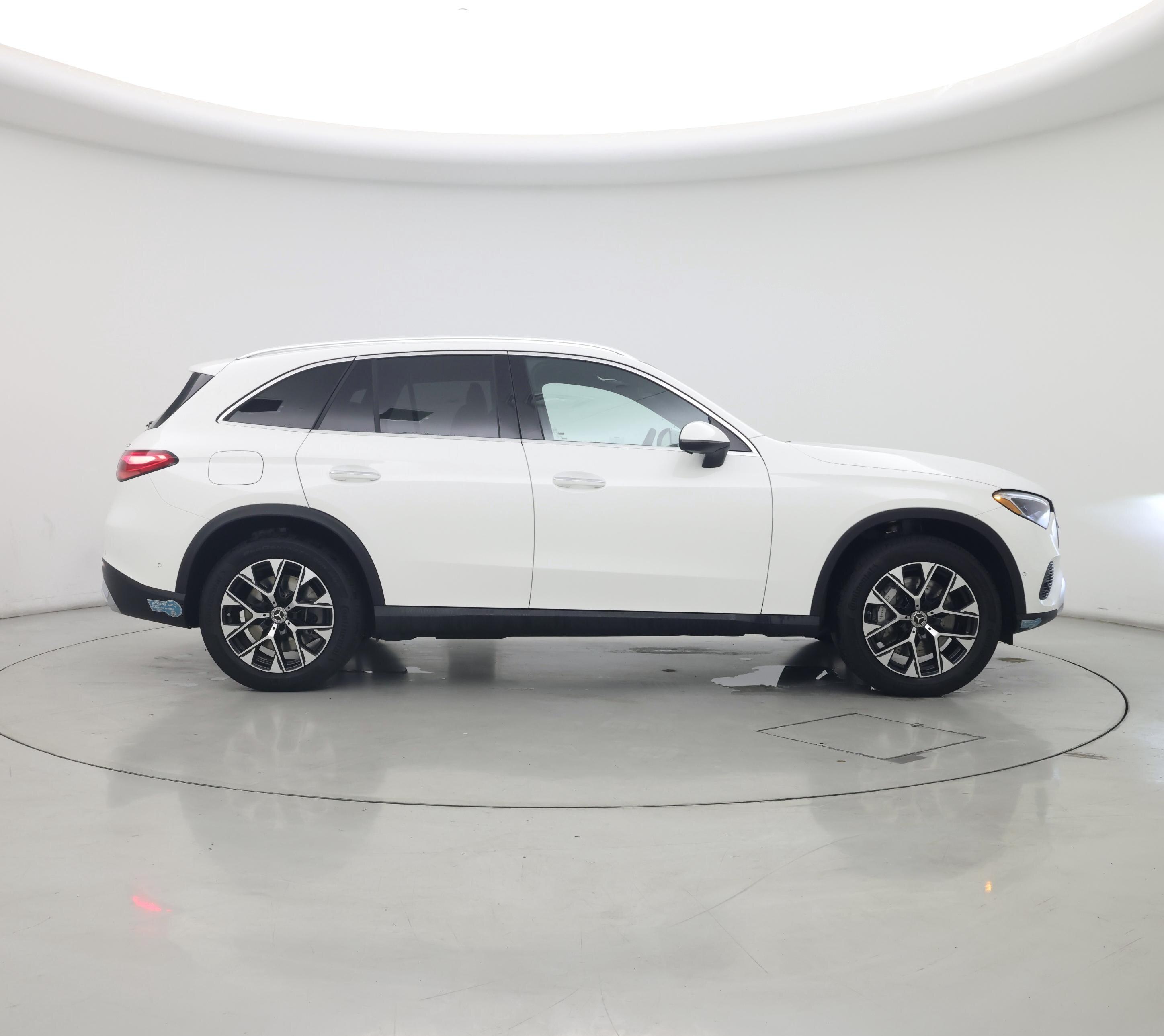 Thumbnail: 2025 Mercedes-Benz GLC - 7