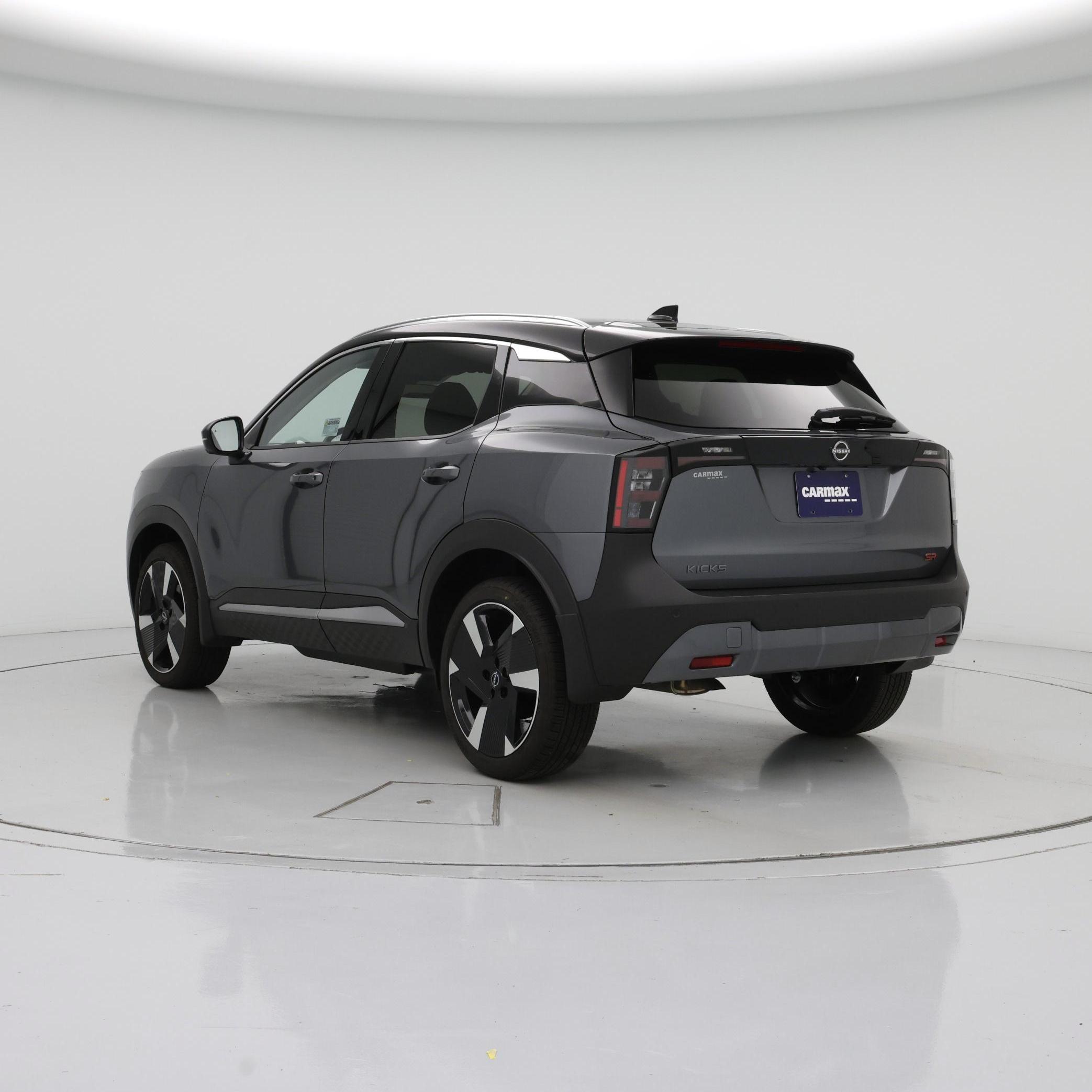 Thumbnail: 2025 Nissan Kicks - 2