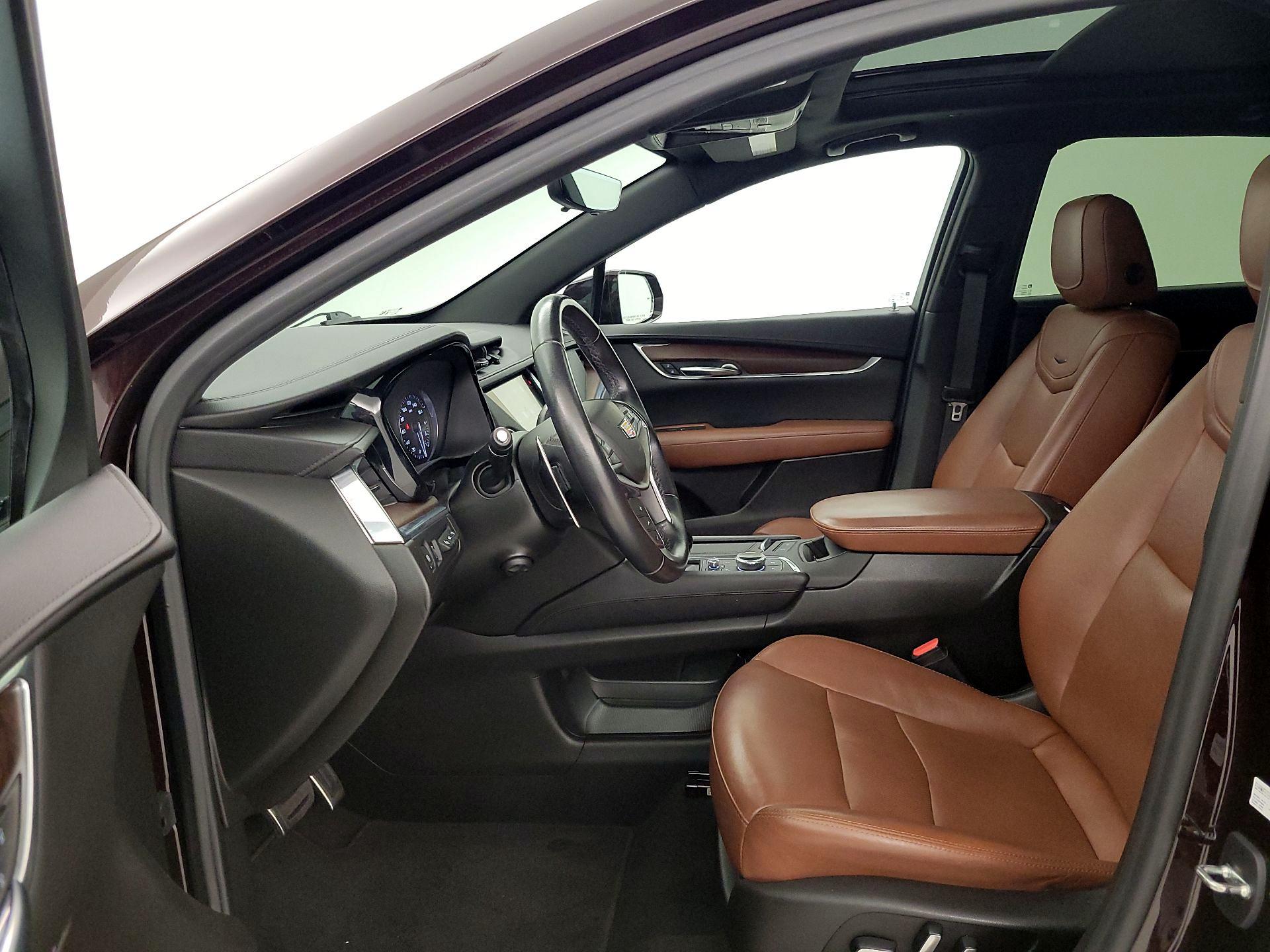 Thumbnail: 2020 Cadillac XT5 - 11