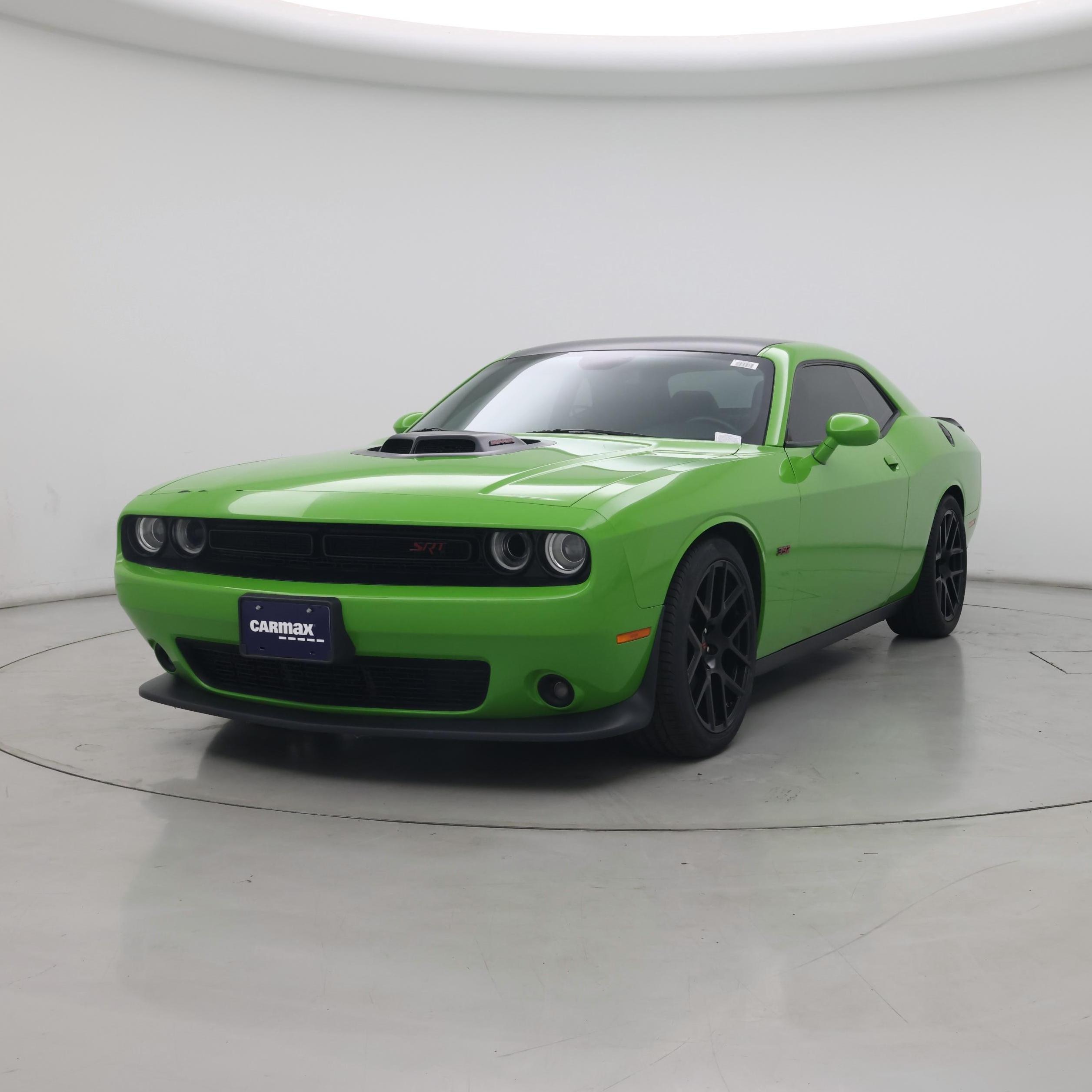 Thumbnail: 2017 Dodge Challenger - 4