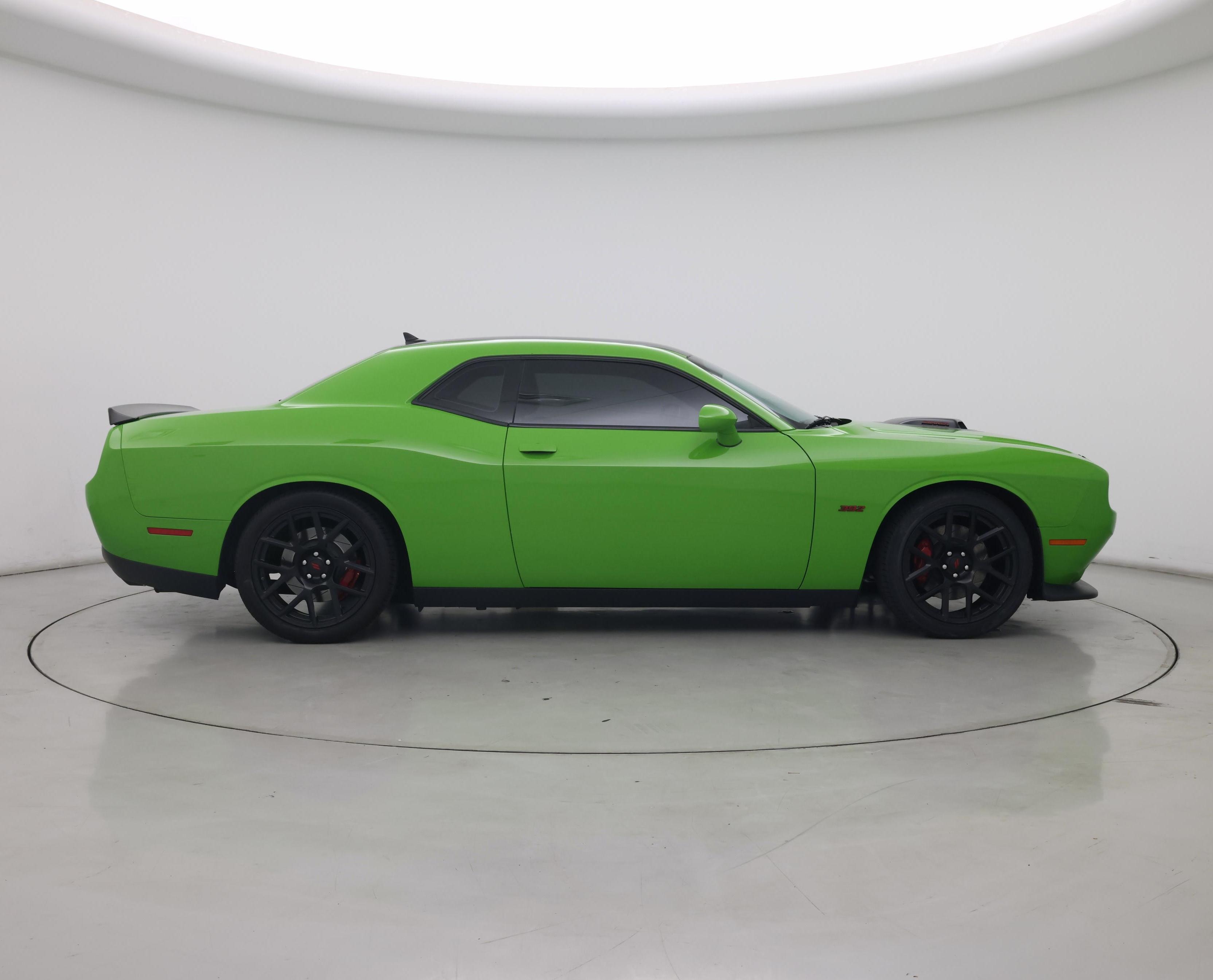 Thumbnail: 2017 Dodge Challenger - 7