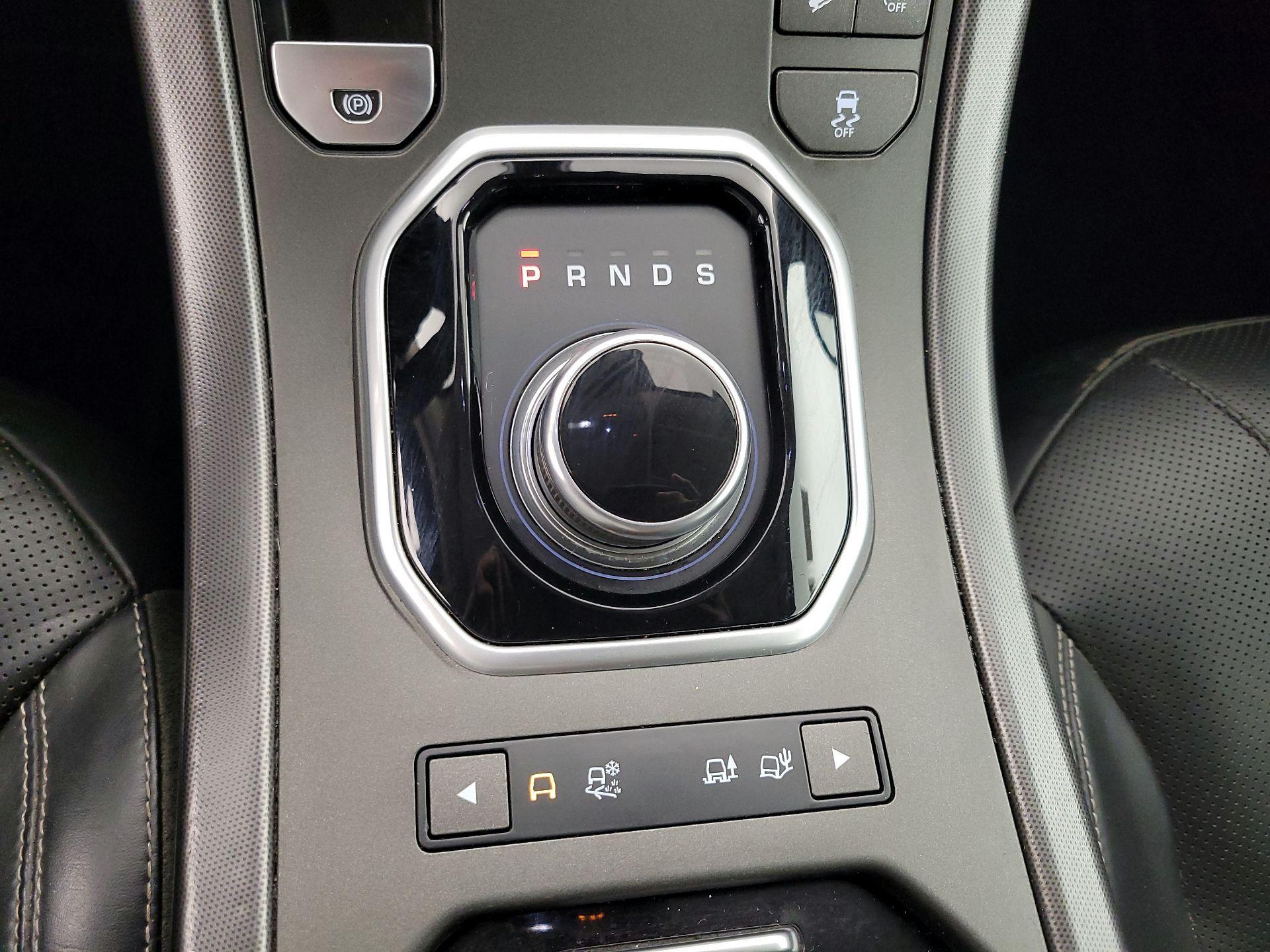 Thumbnail: 2018 Land Rover Range Rover Evoque - 18