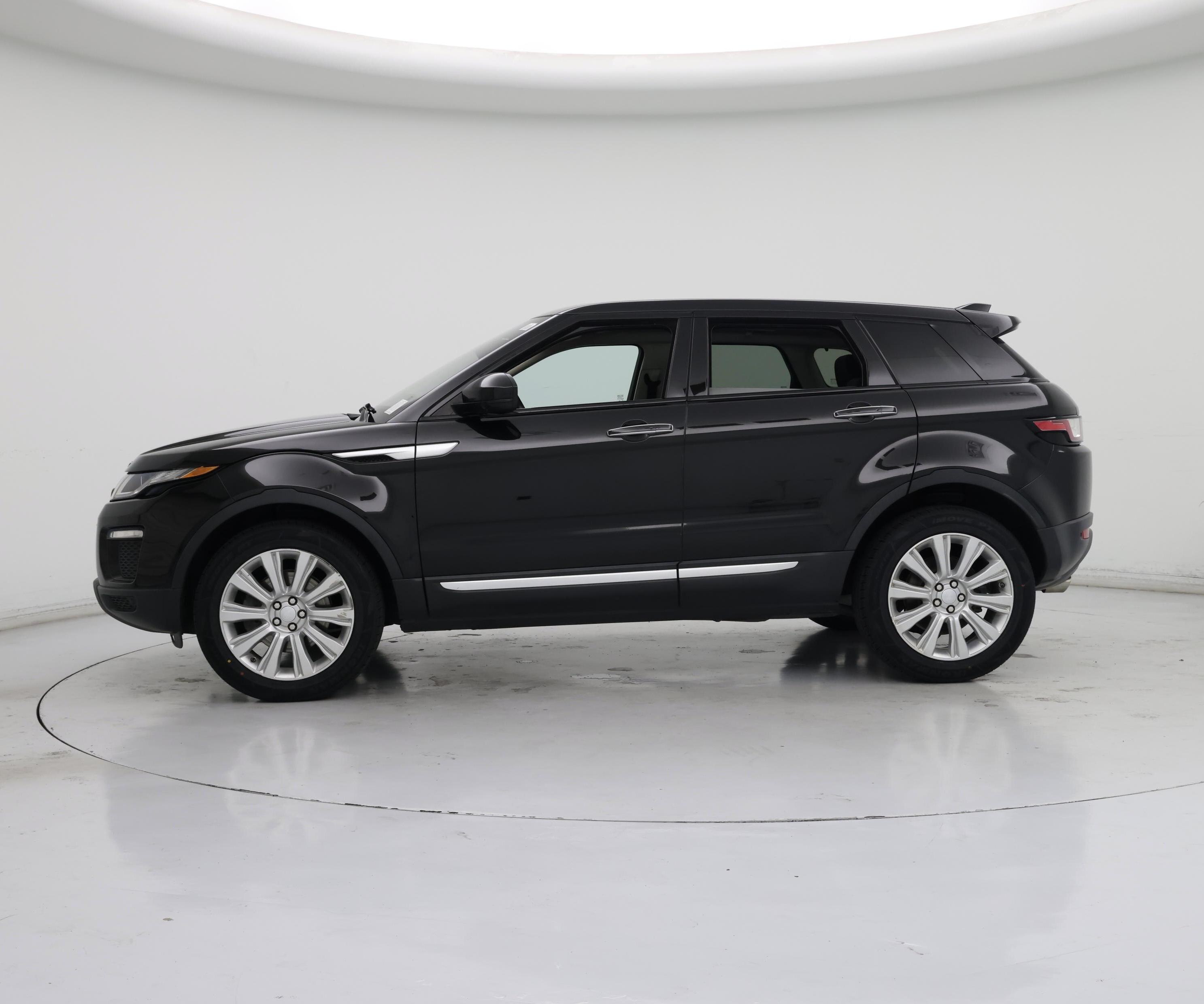 Thumbnail: 2018 Land Rover Range Rover Evoque - 3