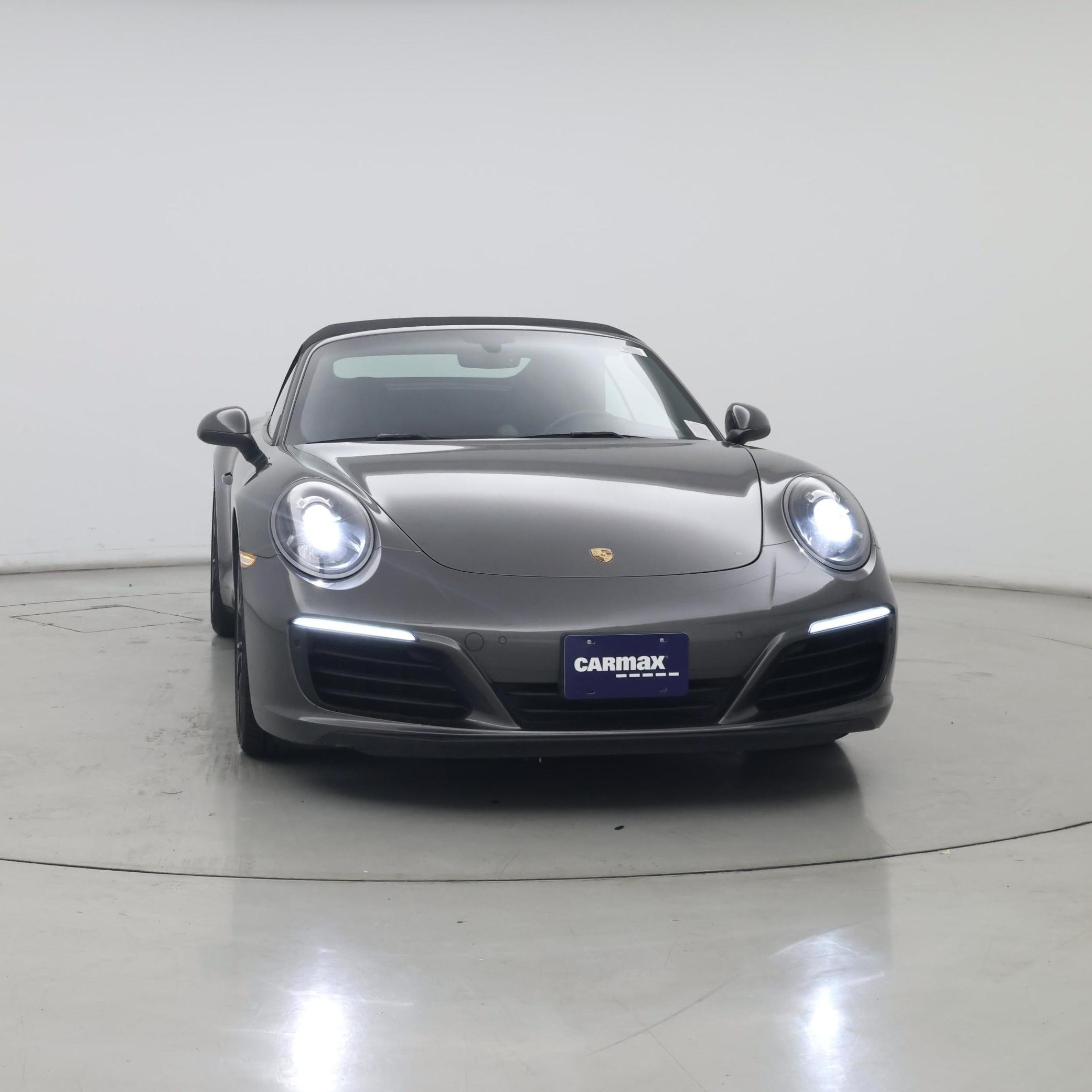 Thumbnail: 2018 Porsche 911 - 5