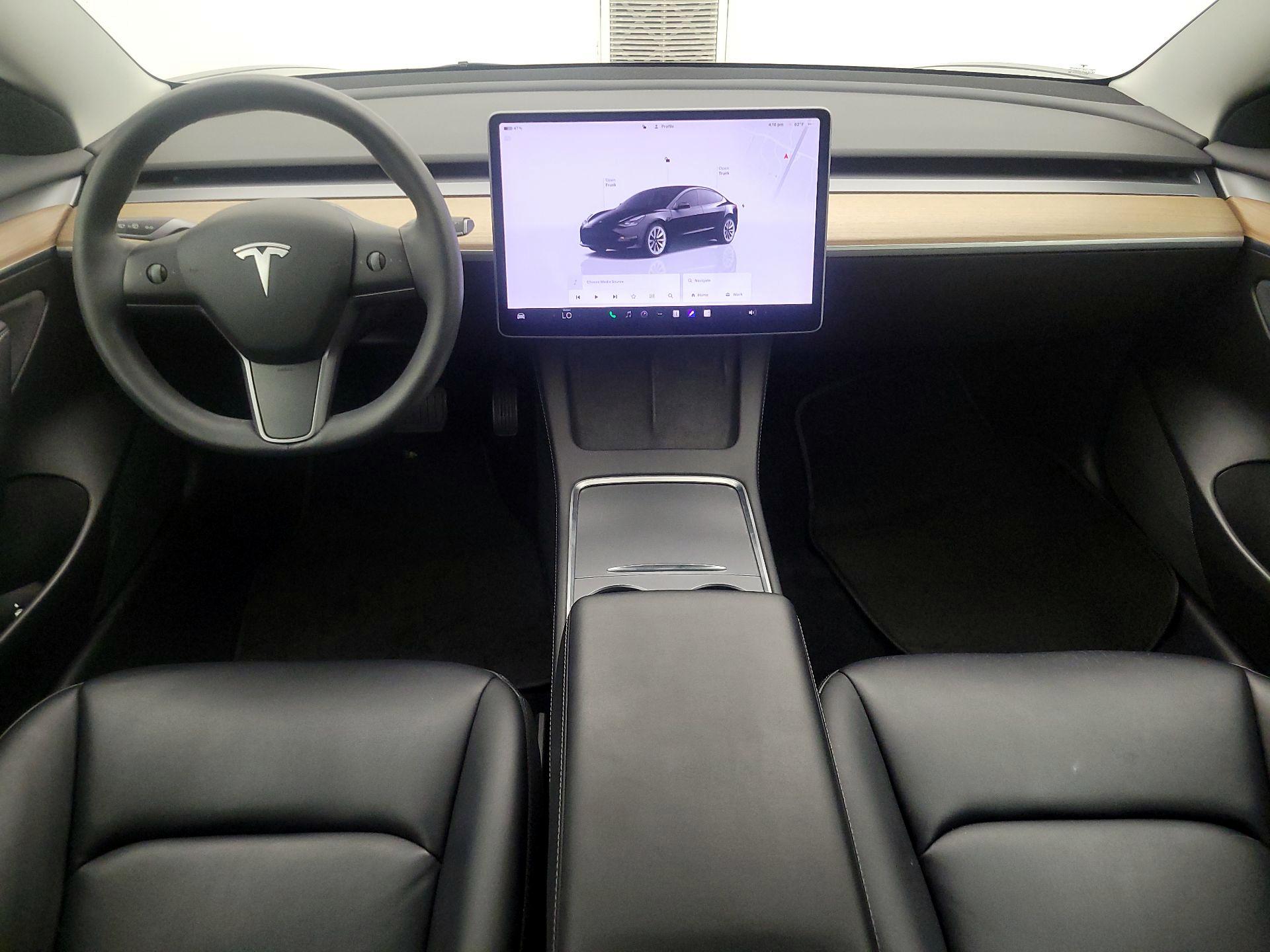 Thumbnail: 2022 Tesla Model 3 - 9