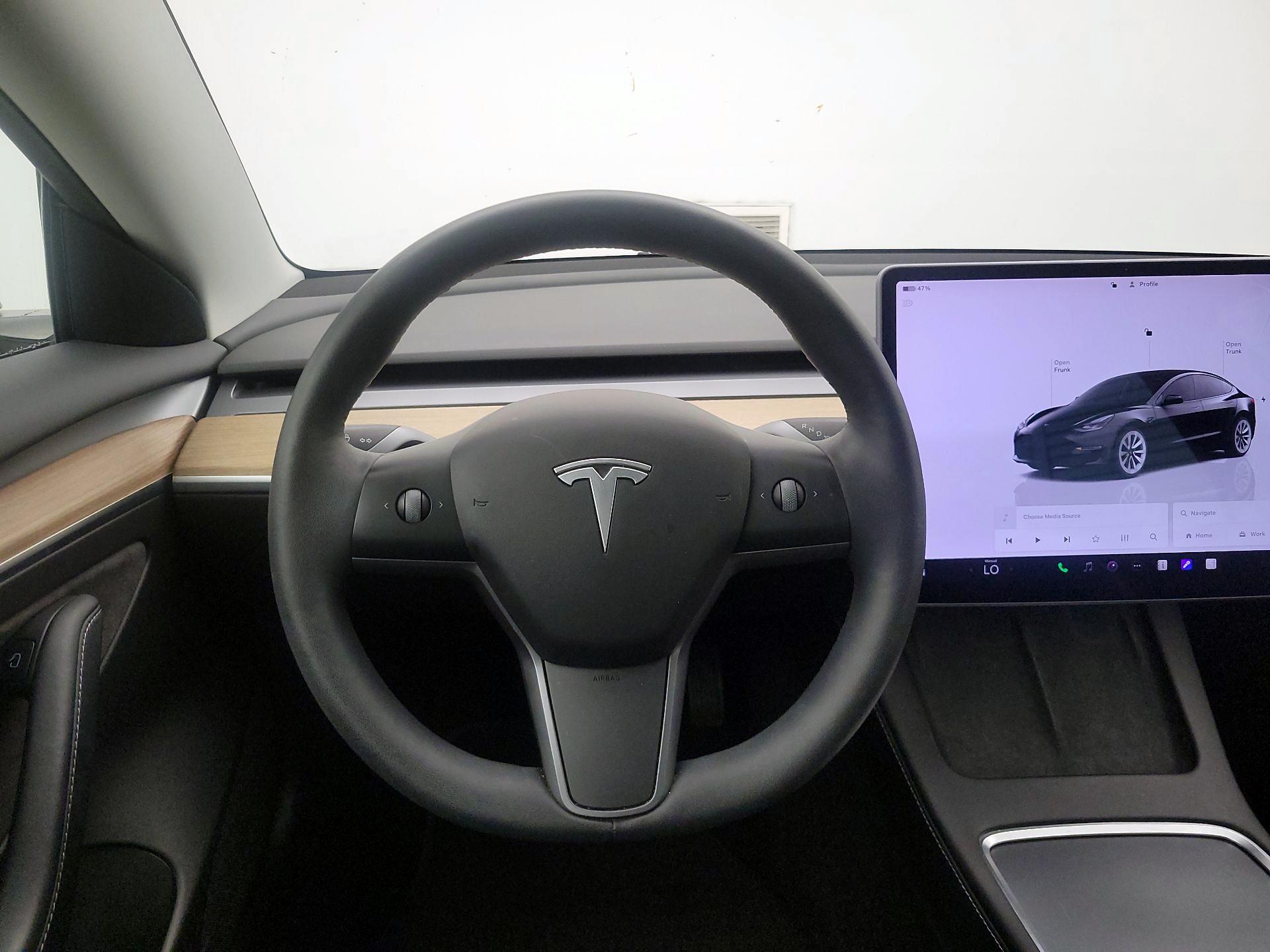 Thumbnail: 2022 Tesla Model 3 - 10