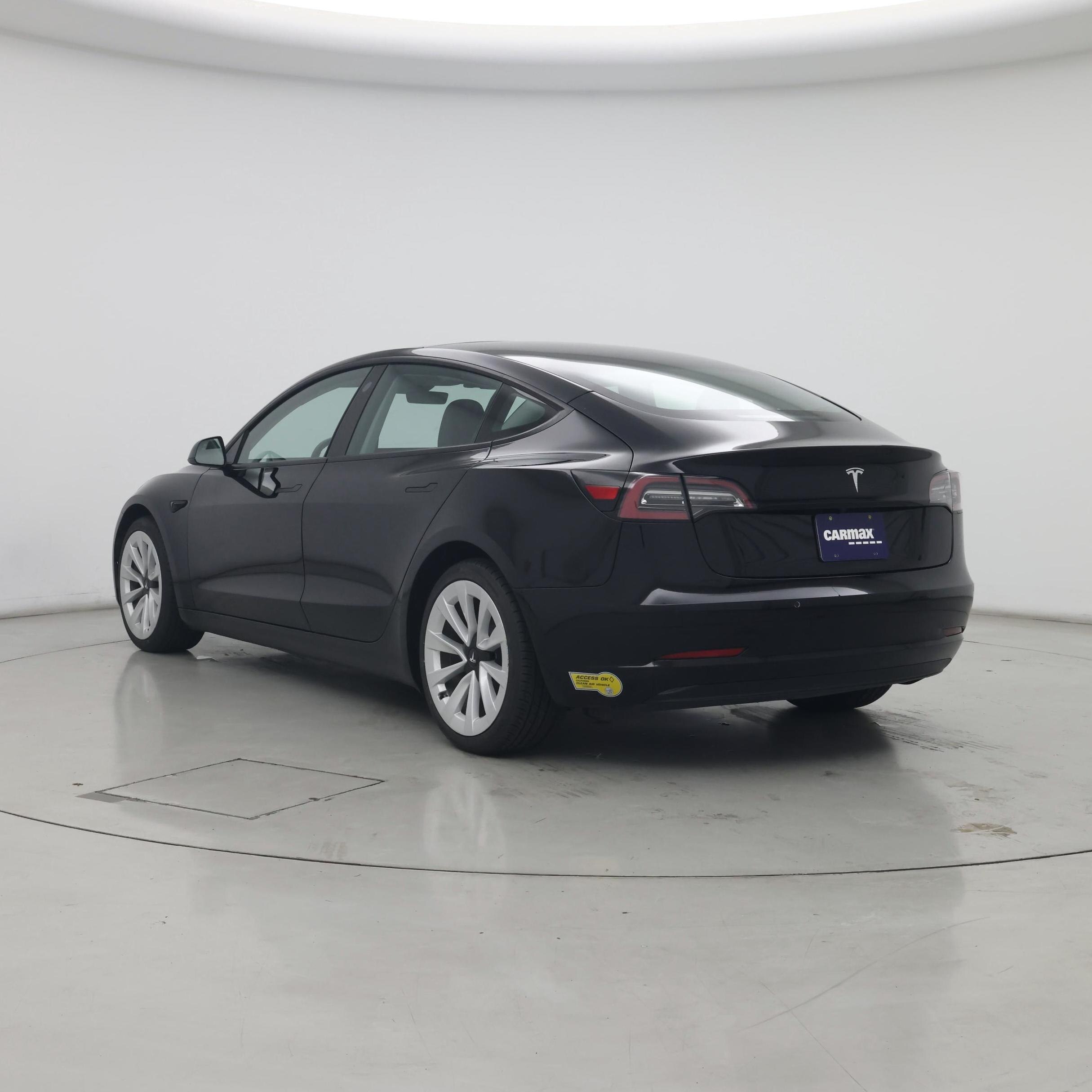 Thumbnail: 2022 Tesla Model 3 - 2