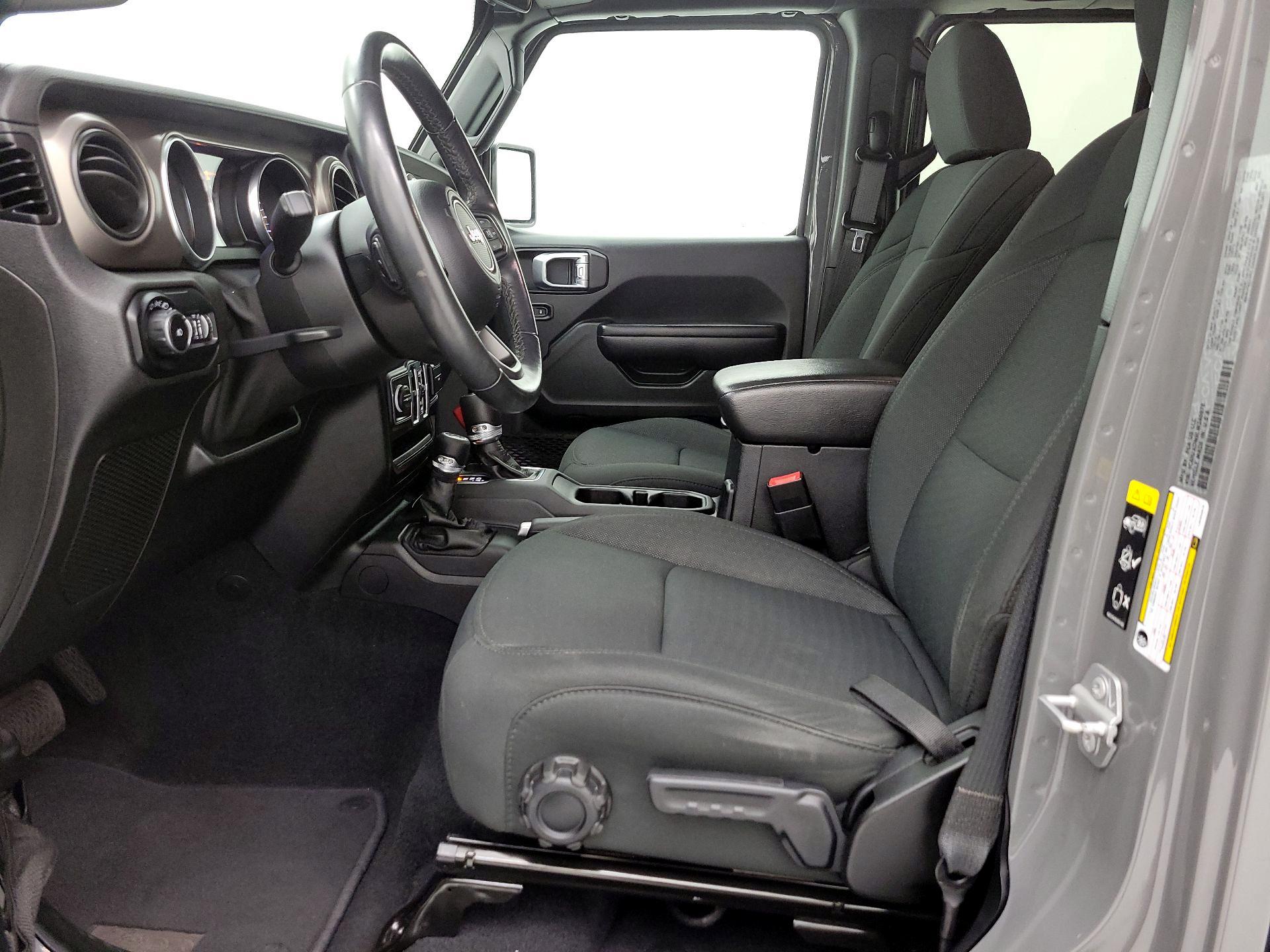 Thumbnail: 2020 Jeep Wrangler - 11