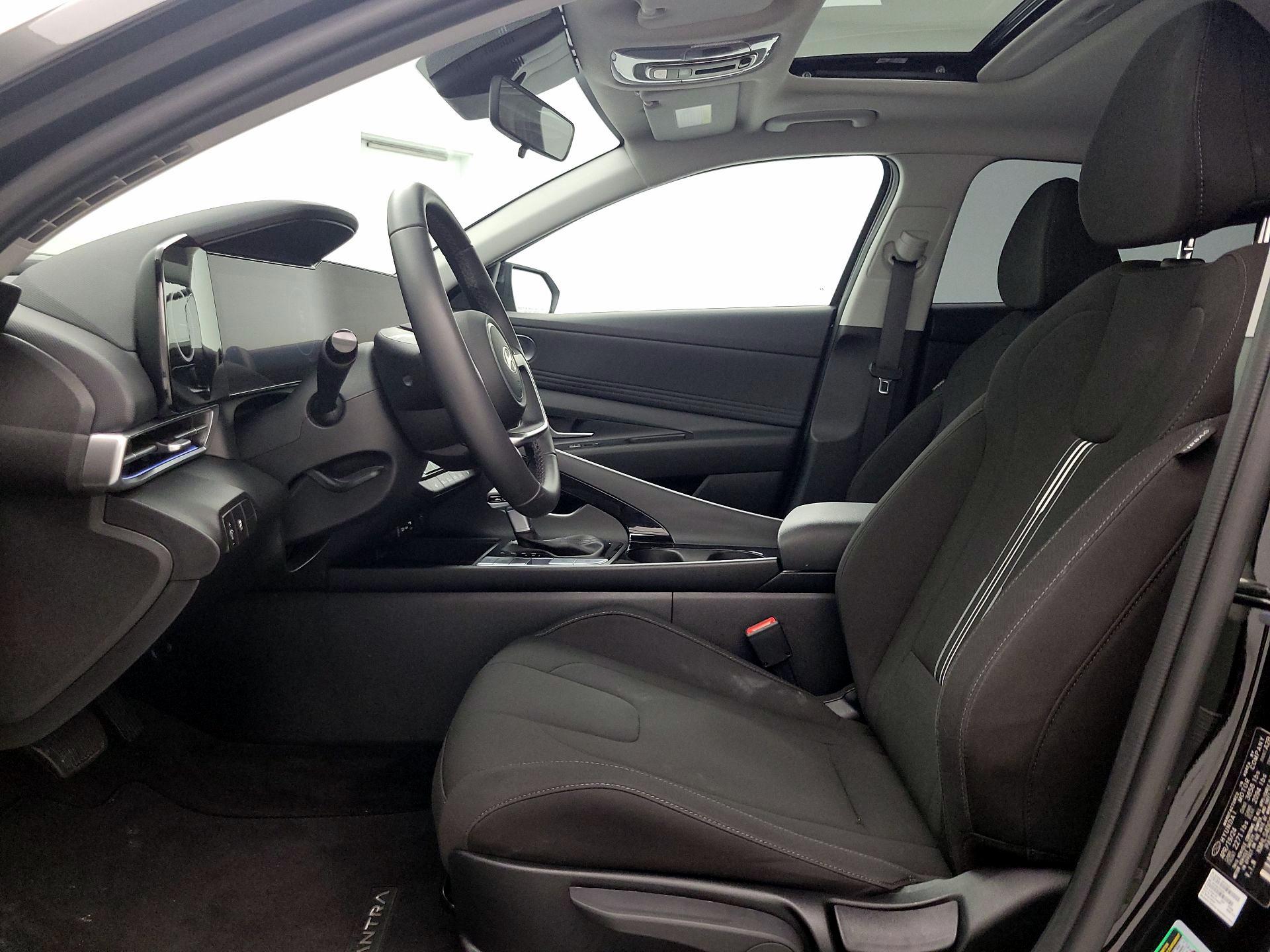 Thumbnail: 2024 Hyundai Elantra - 11