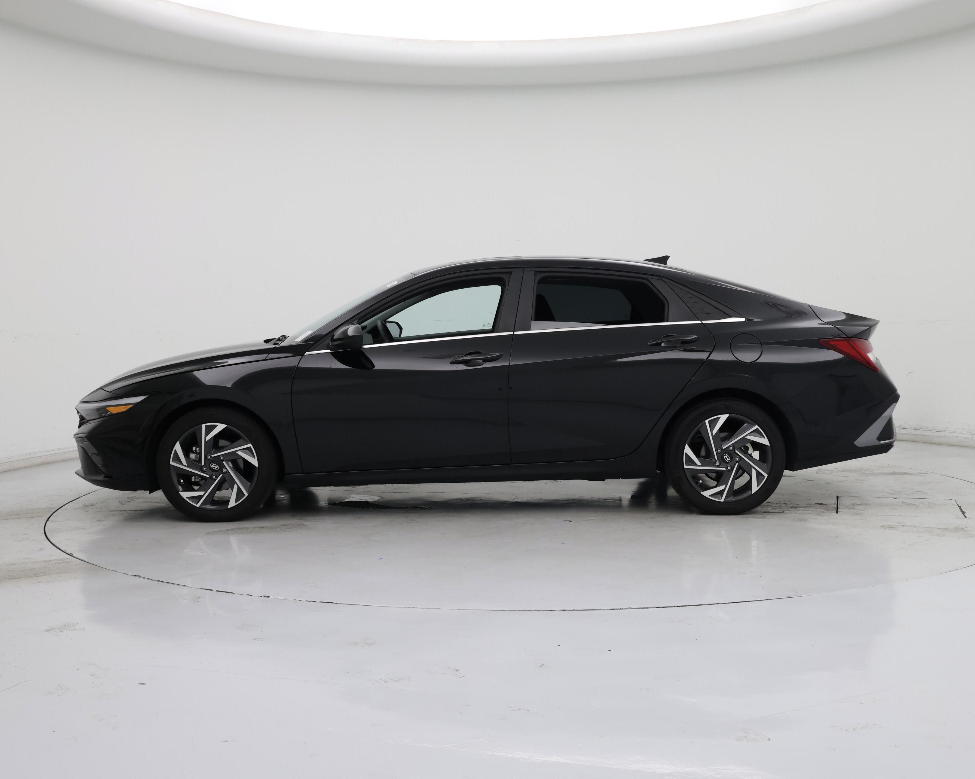 Thumbnail: 2024 Hyundai Elantra - 3