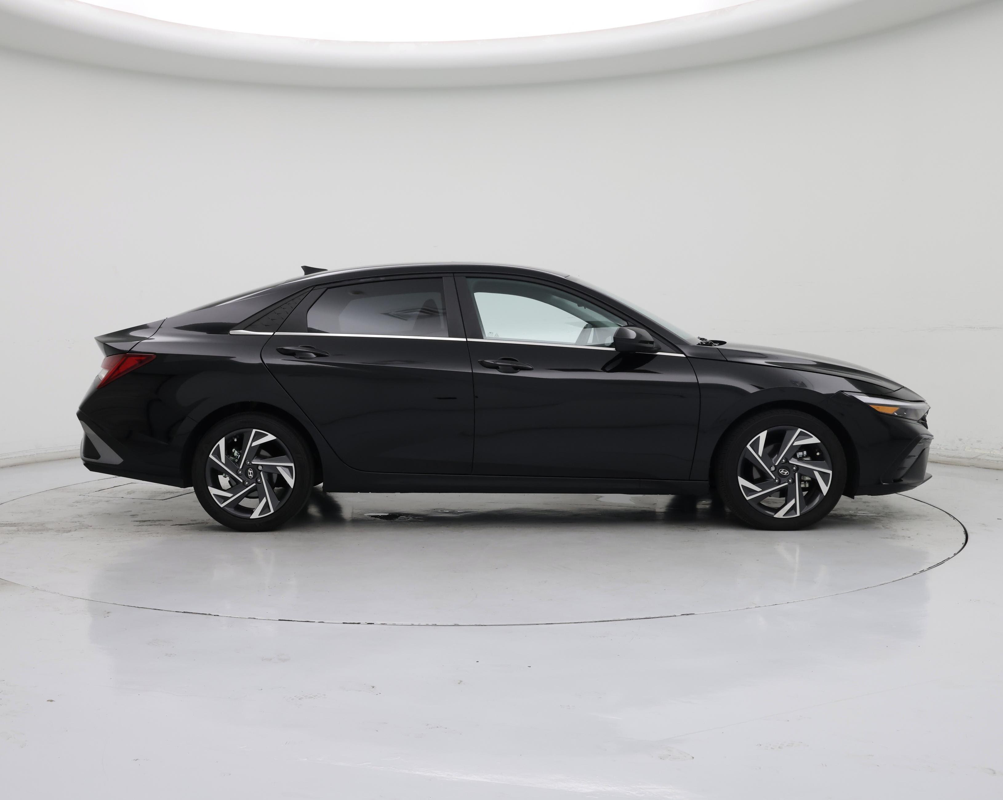 Thumbnail: 2024 Hyundai Elantra - 7