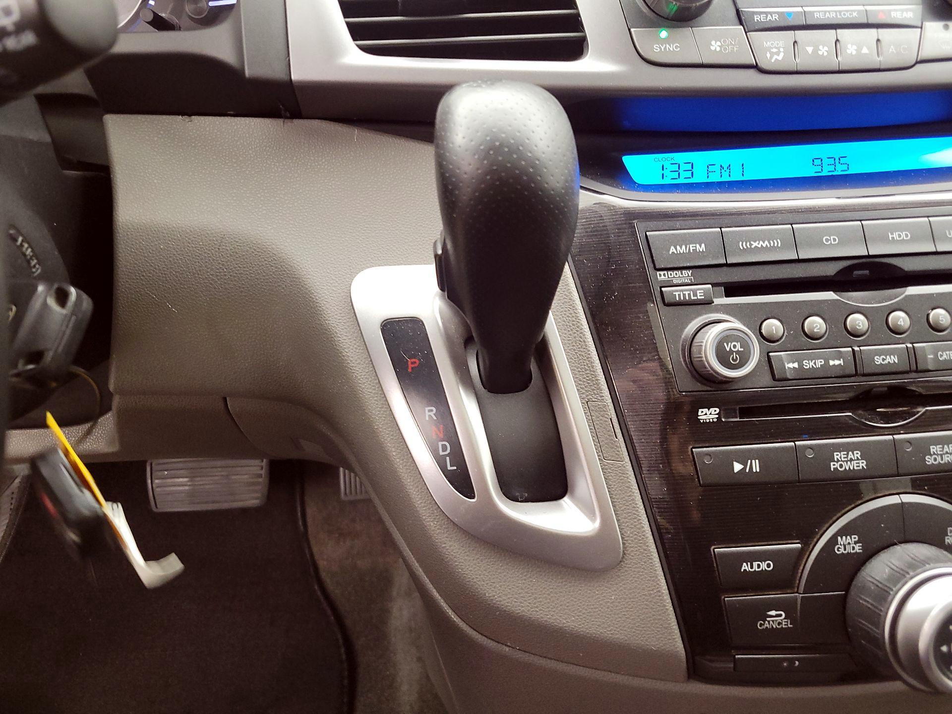 Thumbnail: 2013 Honda Odyssey - 18