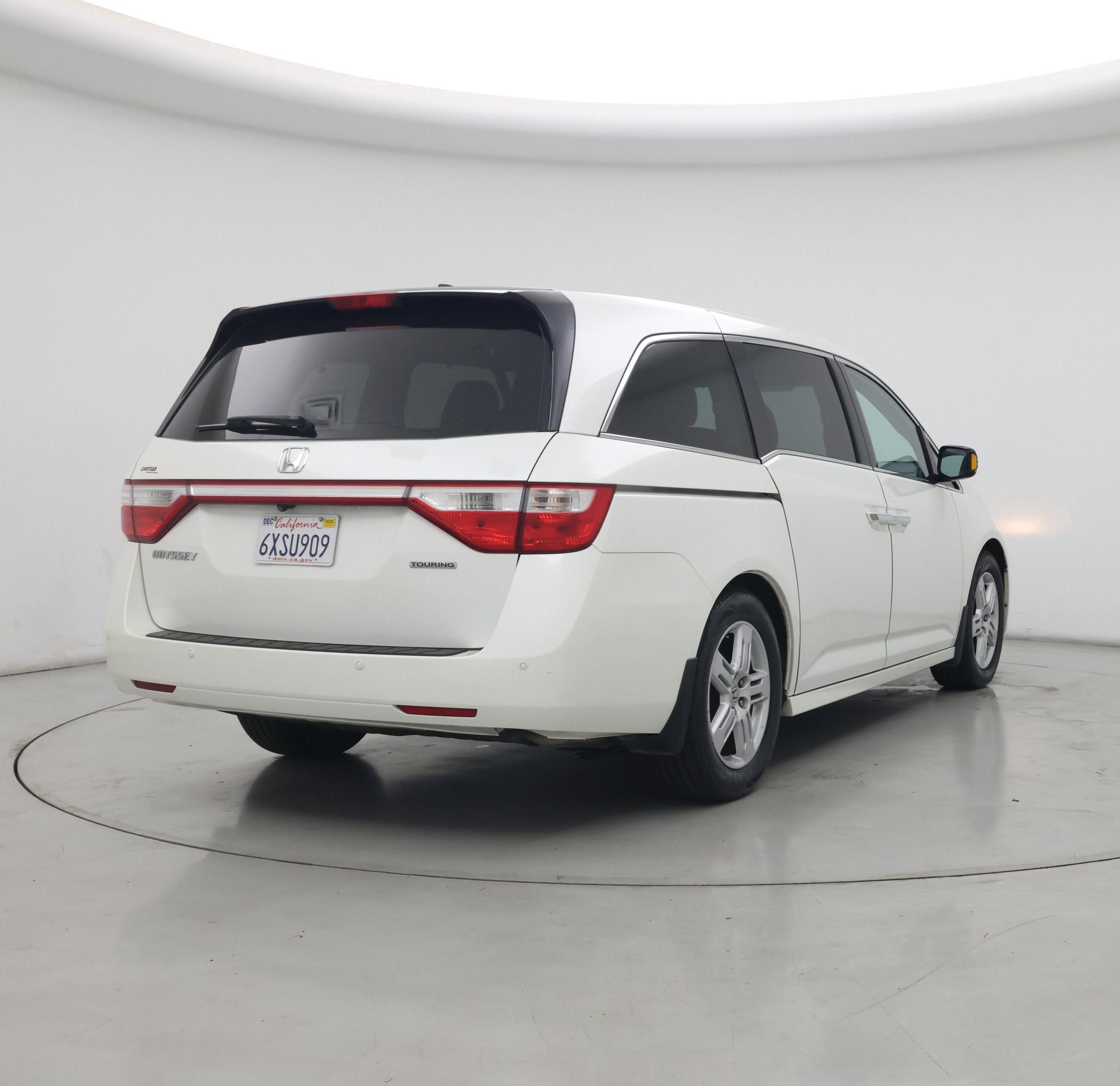 Thumbnail: 2013 Honda Odyssey - 8