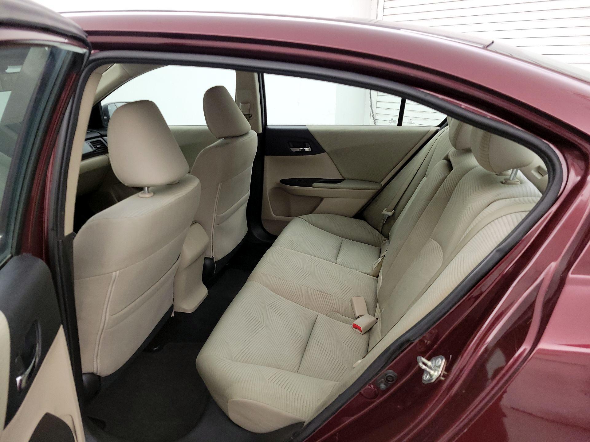 Thumbnail: 2015 Honda Accord - 17