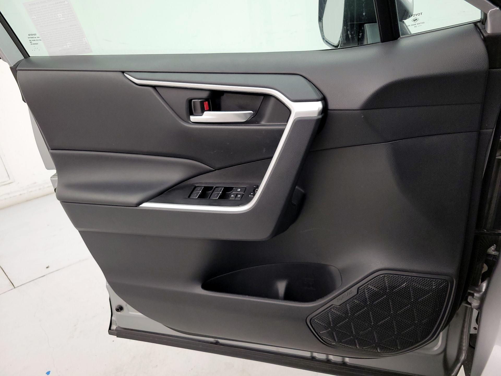 Thumbnail: 2024 Toyota RAV4 - 12