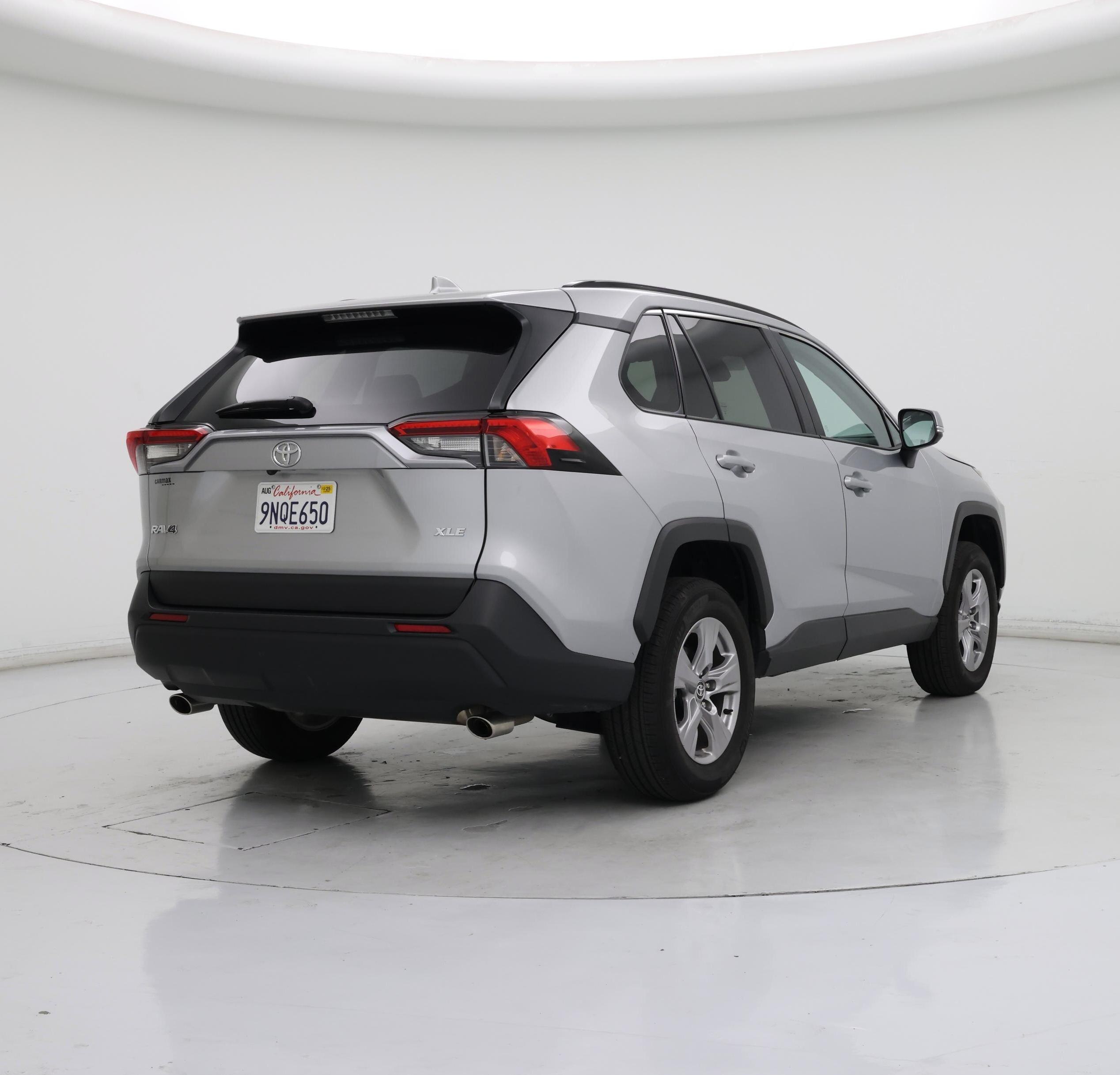 Thumbnail: 2024 Toyota RAV4 - 8