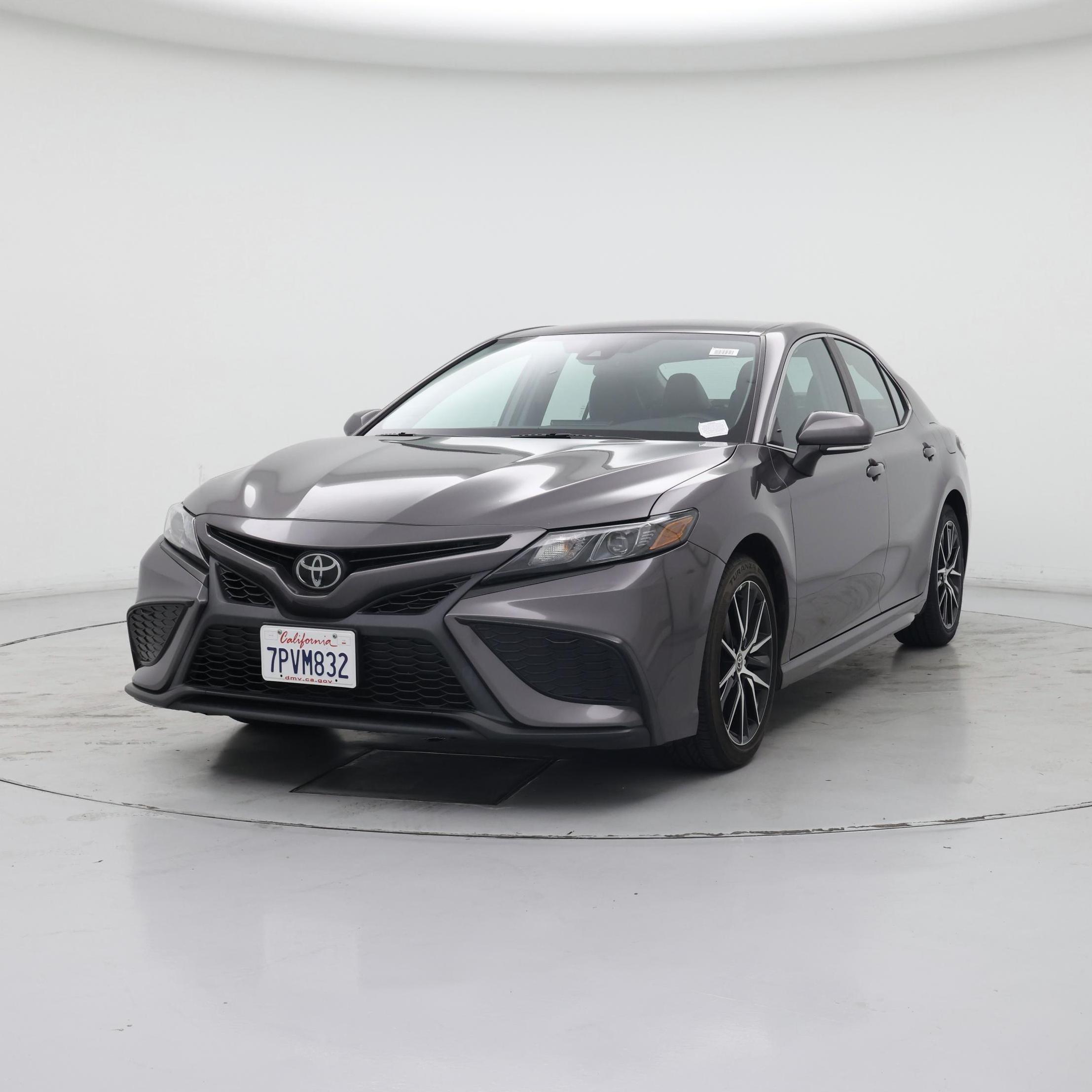 Thumbnail: 2022 Toyota Camry - 4