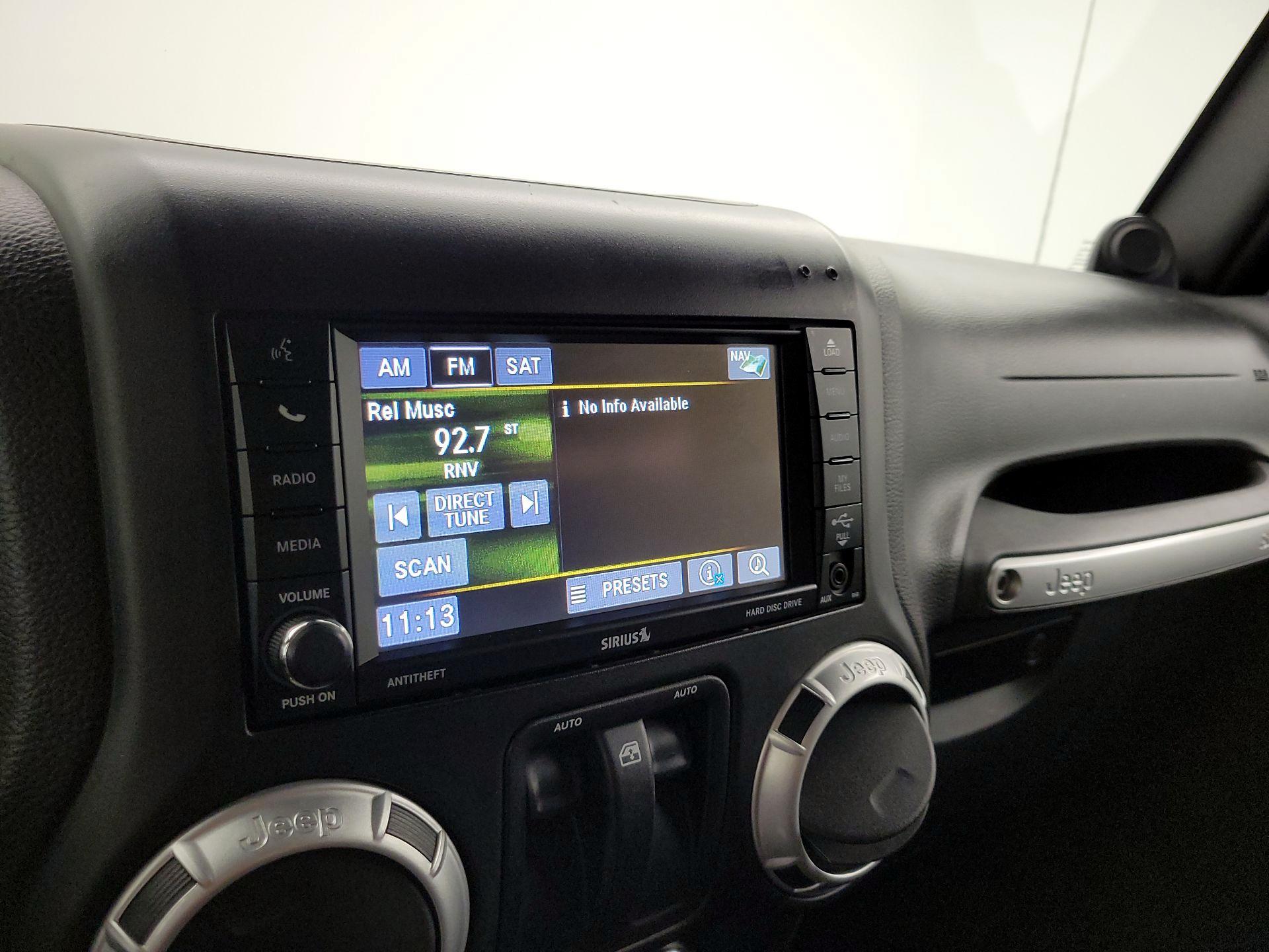 Thumbnail: 2013 Jeep Wrangler - 14