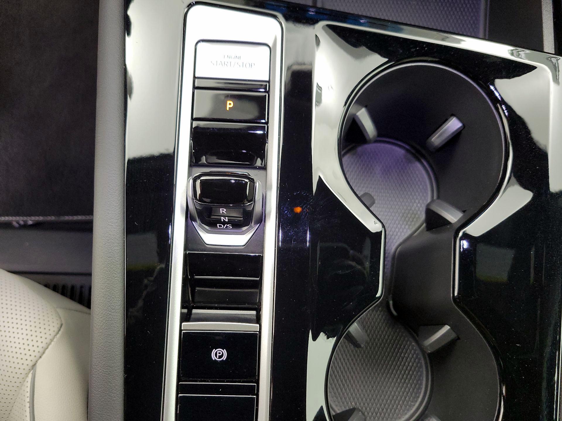 Thumbnail: 2024 Volkswagen Atlas - 18