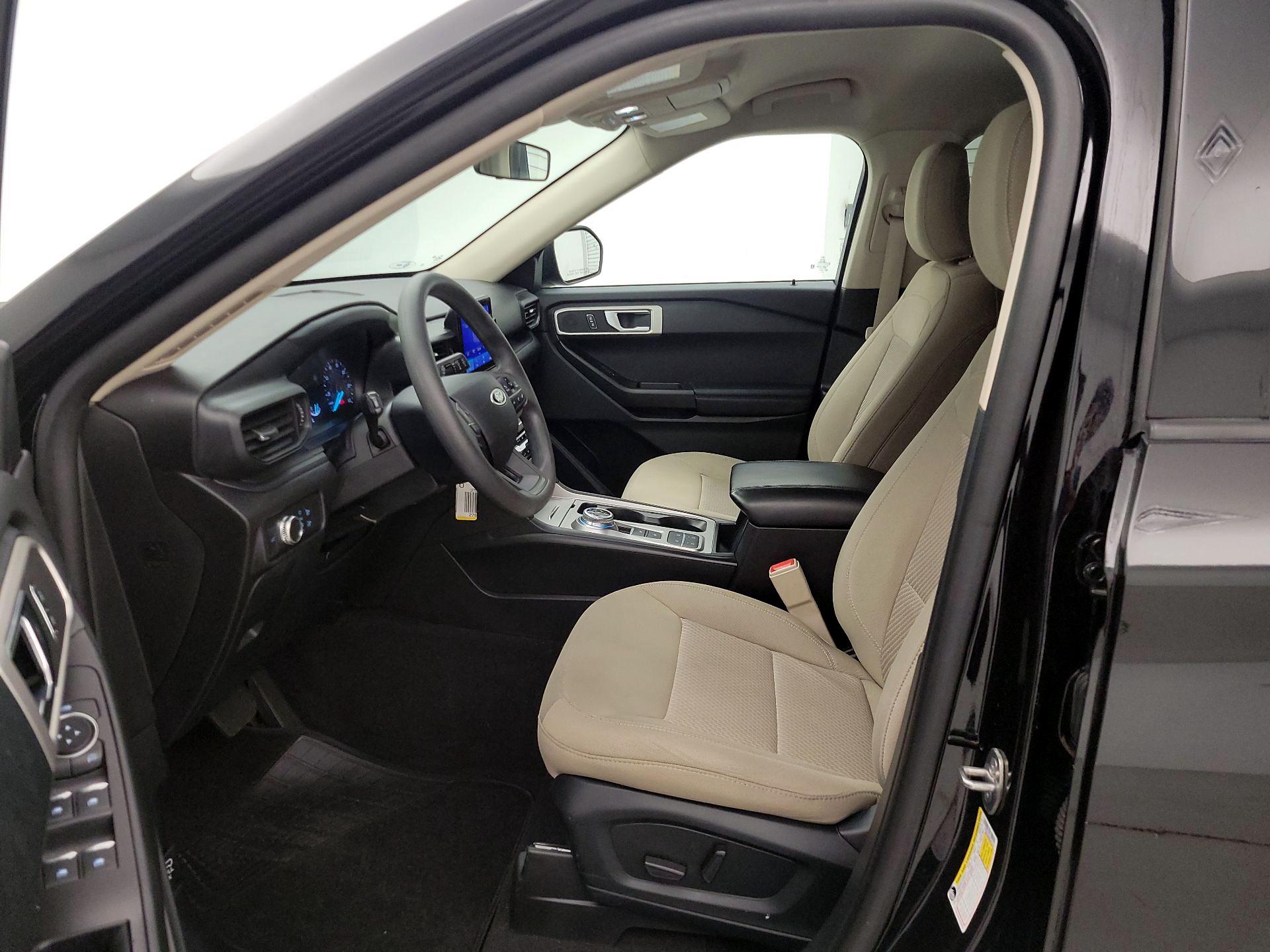 Thumbnail: 2021 Ford Explorer - 11